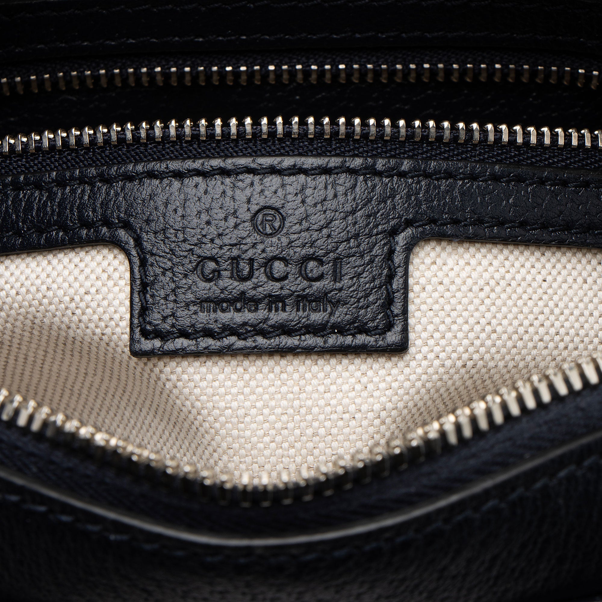 Gucci GG Supreme Ophidia Studded Web Flap Small Messenger (SHF-ken4qy)