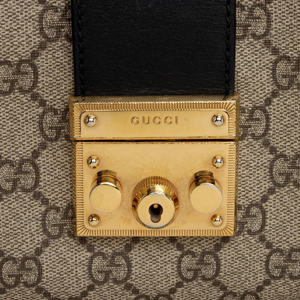 Gucci GG Supreme Padlock Chain Medium Shoulder Bag (SHF-pzwoLp)
