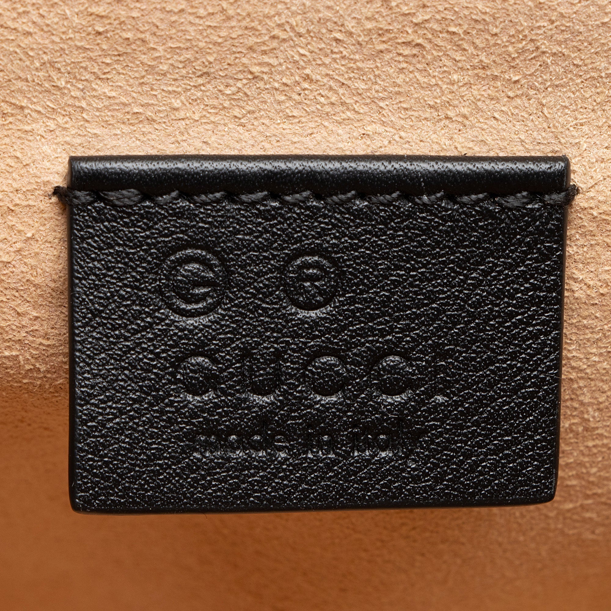 Gucci GG Supreme Padlock Saddle Medium Shoulder Bag