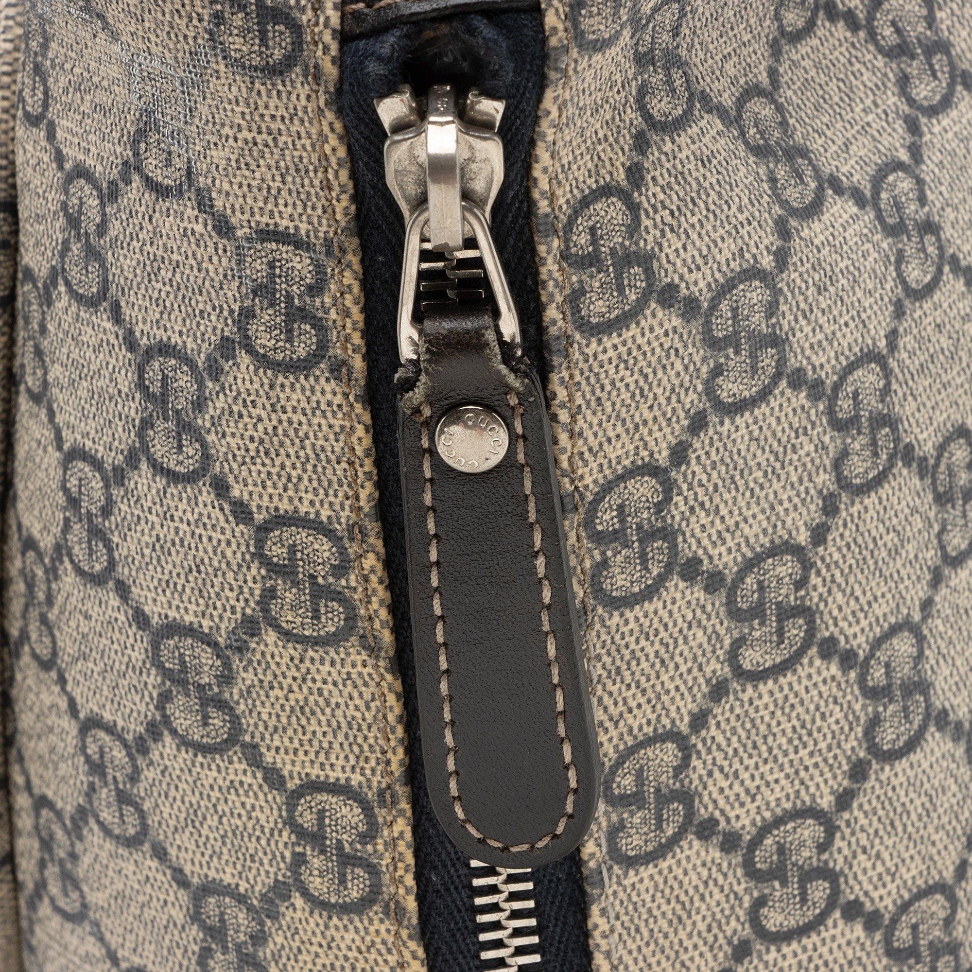 Gucci GG Supreme Pocket Messenger (SHF-z1WHUn)