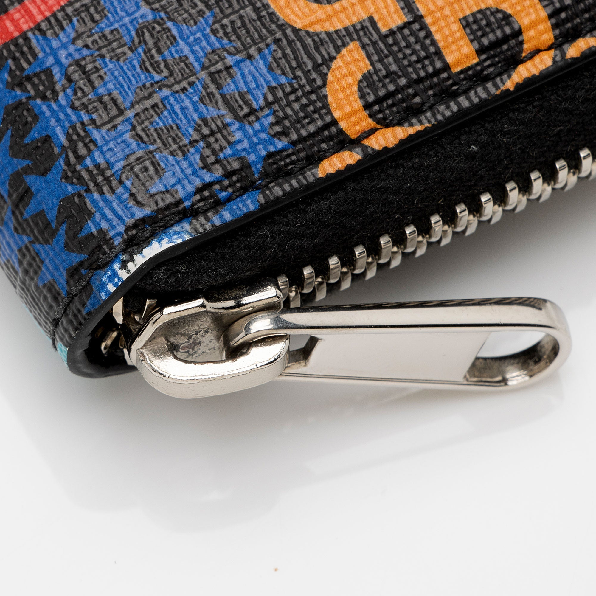 Gucci GG Supreme Psychedelic Zip Around Card Case (SHF-tdCiWf)