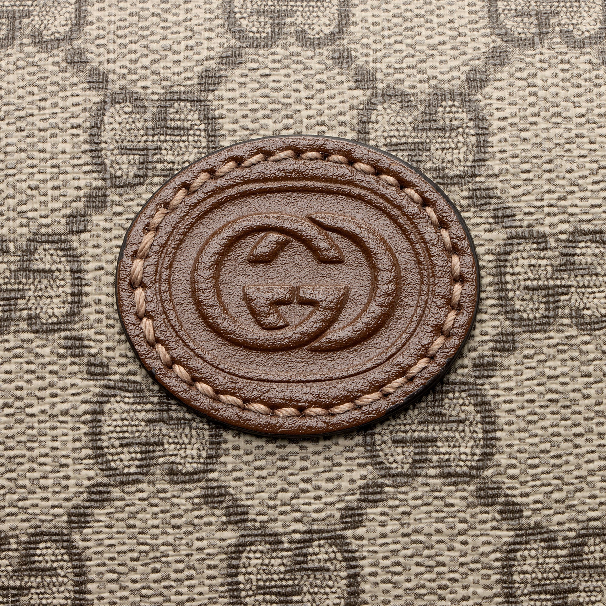 Gucci GG Supreme Retro Messenger