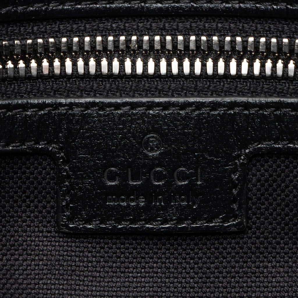 Gucci GG Supreme Retro MessLBger