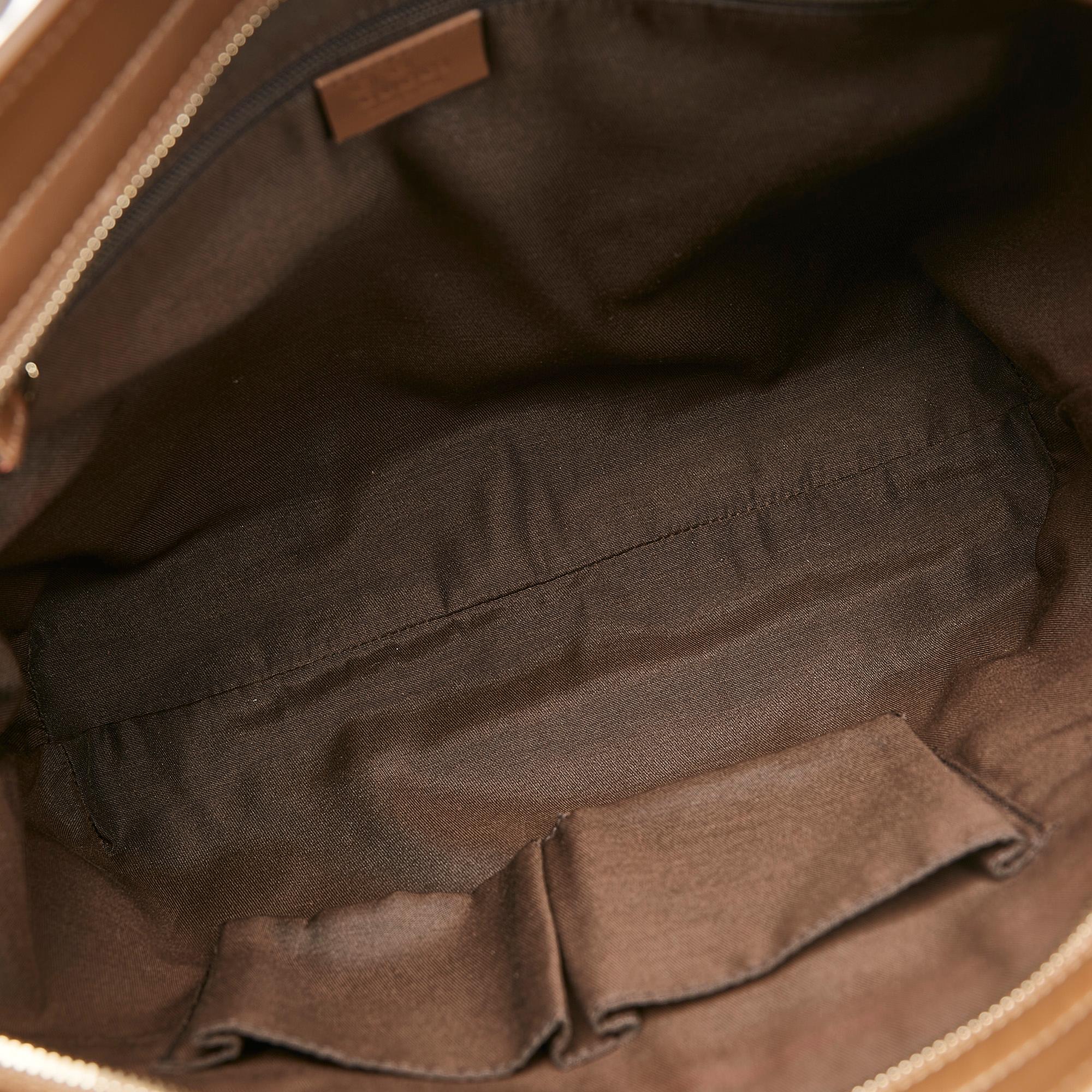 Gucci GG Supreme Satchel (SHG-vifDGj)