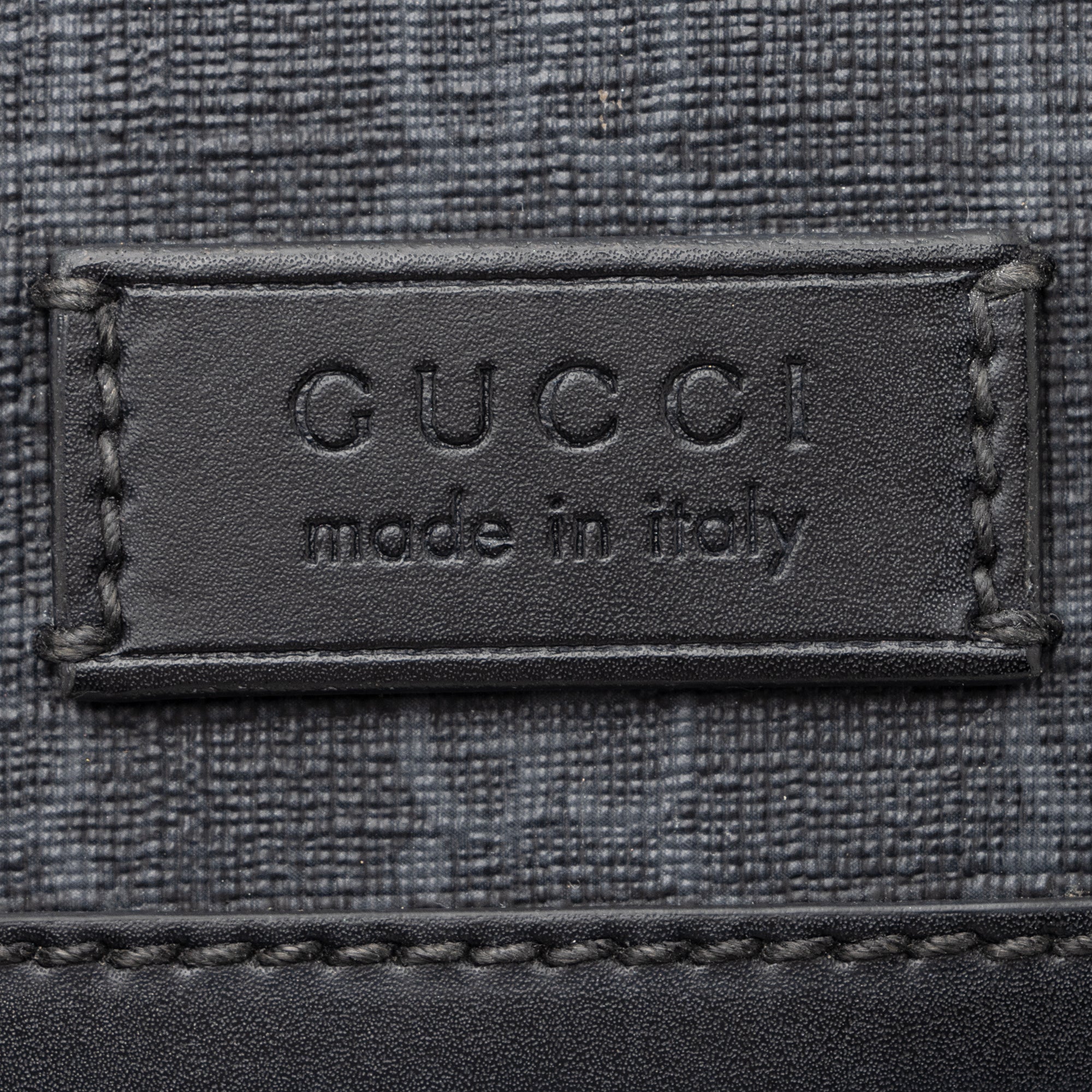 Gucci GG Supreme Small Messenger Bag (SHF-23641)