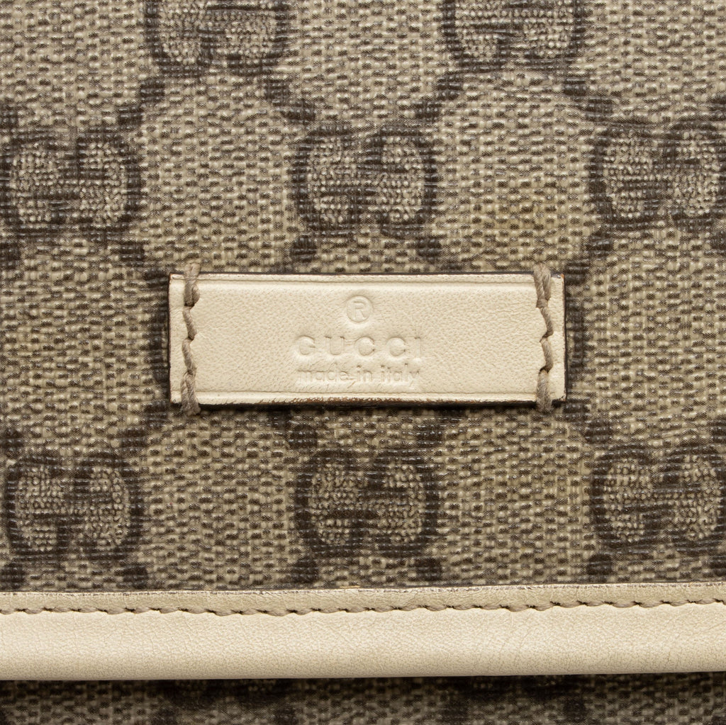 Gucci GG Supreme Flap Small Messenger (SHF-XsPMVv)