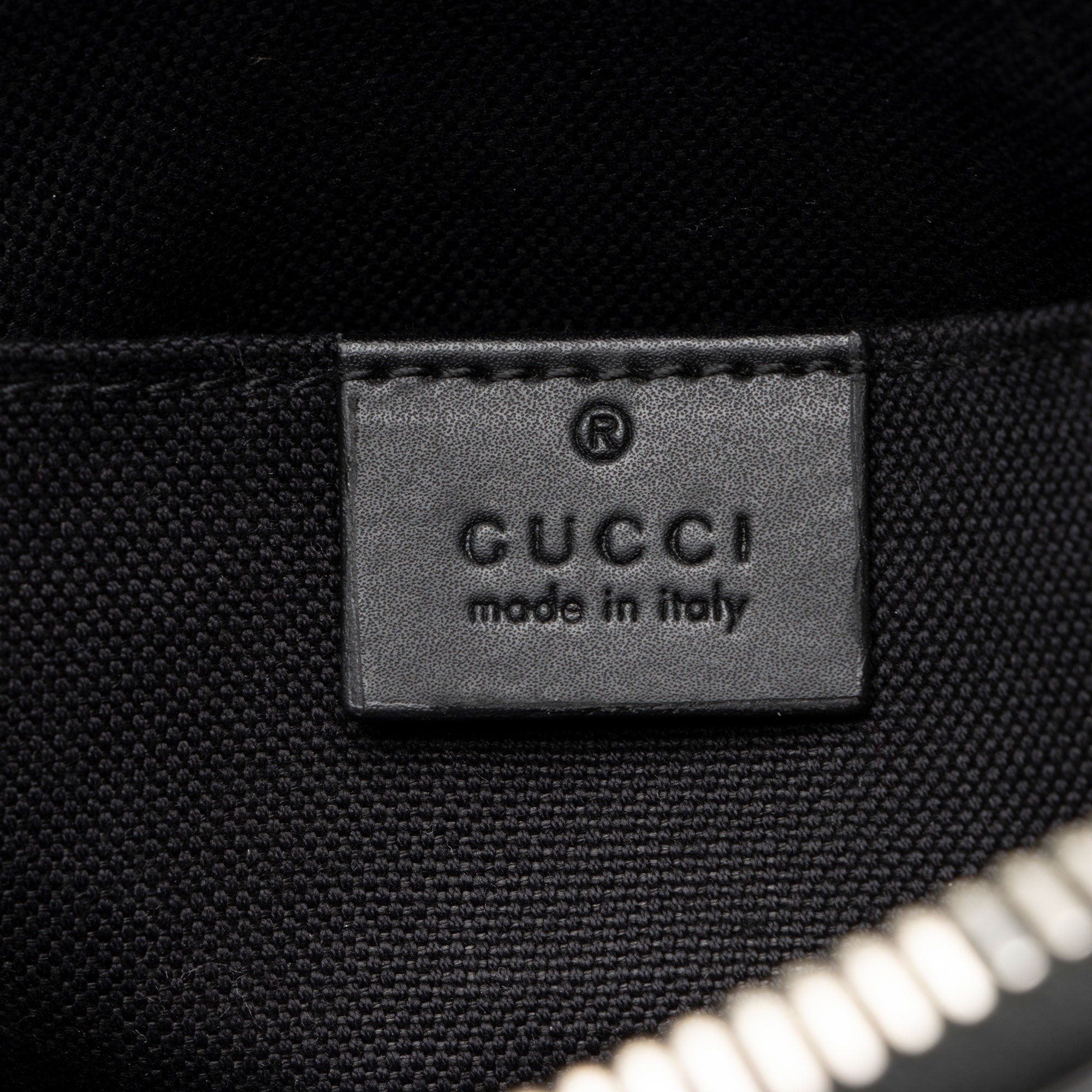 Gucci GG Supreme Small Messenger