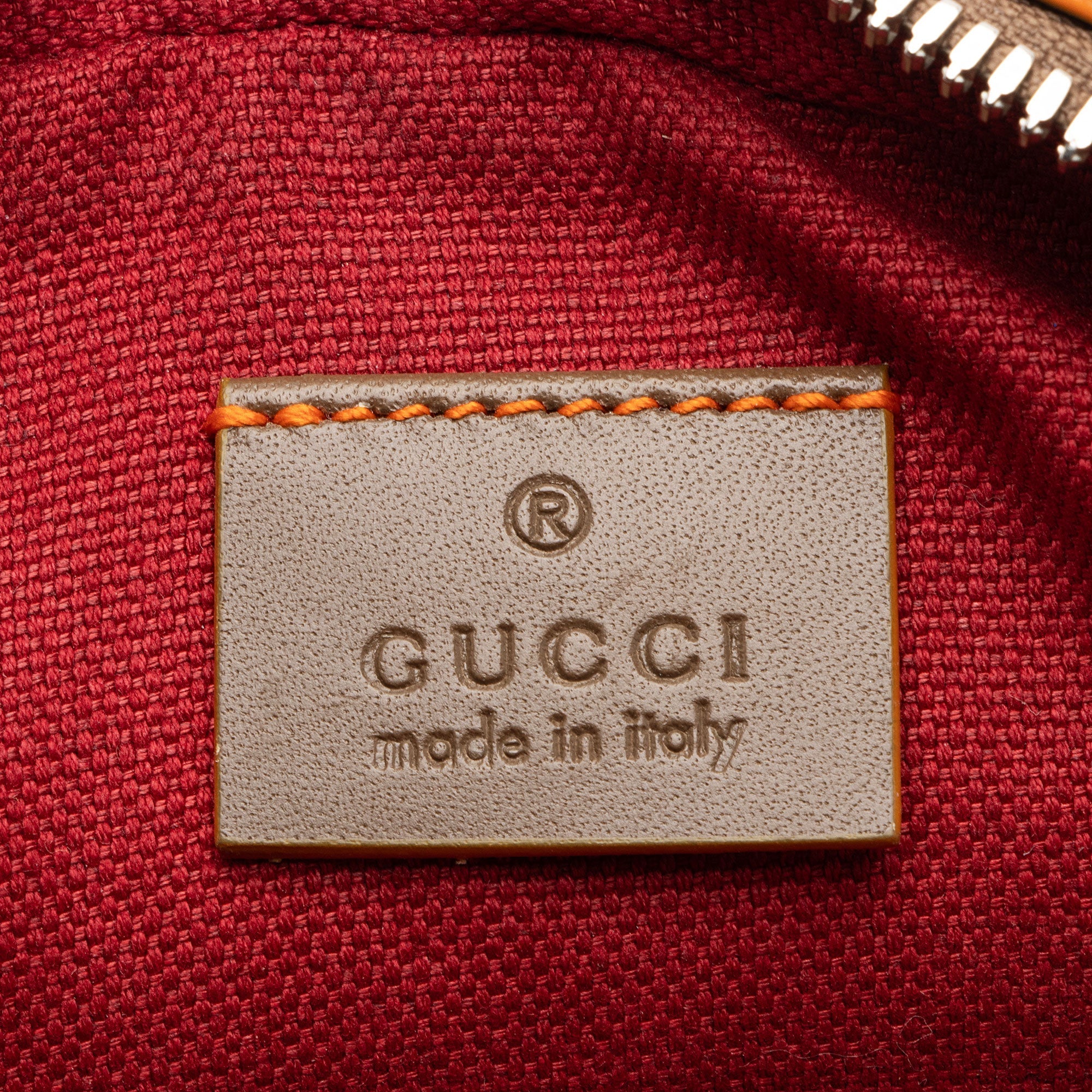 Gucci GG Supreme Small Shoulder Bag (SHF-sH5tRt)