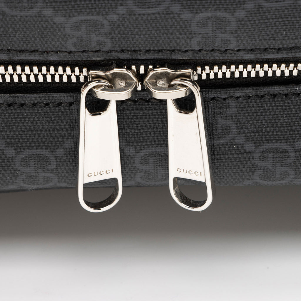 Gucci GG Supreme Square Shoulder Bag (SHF-ITmRpz)