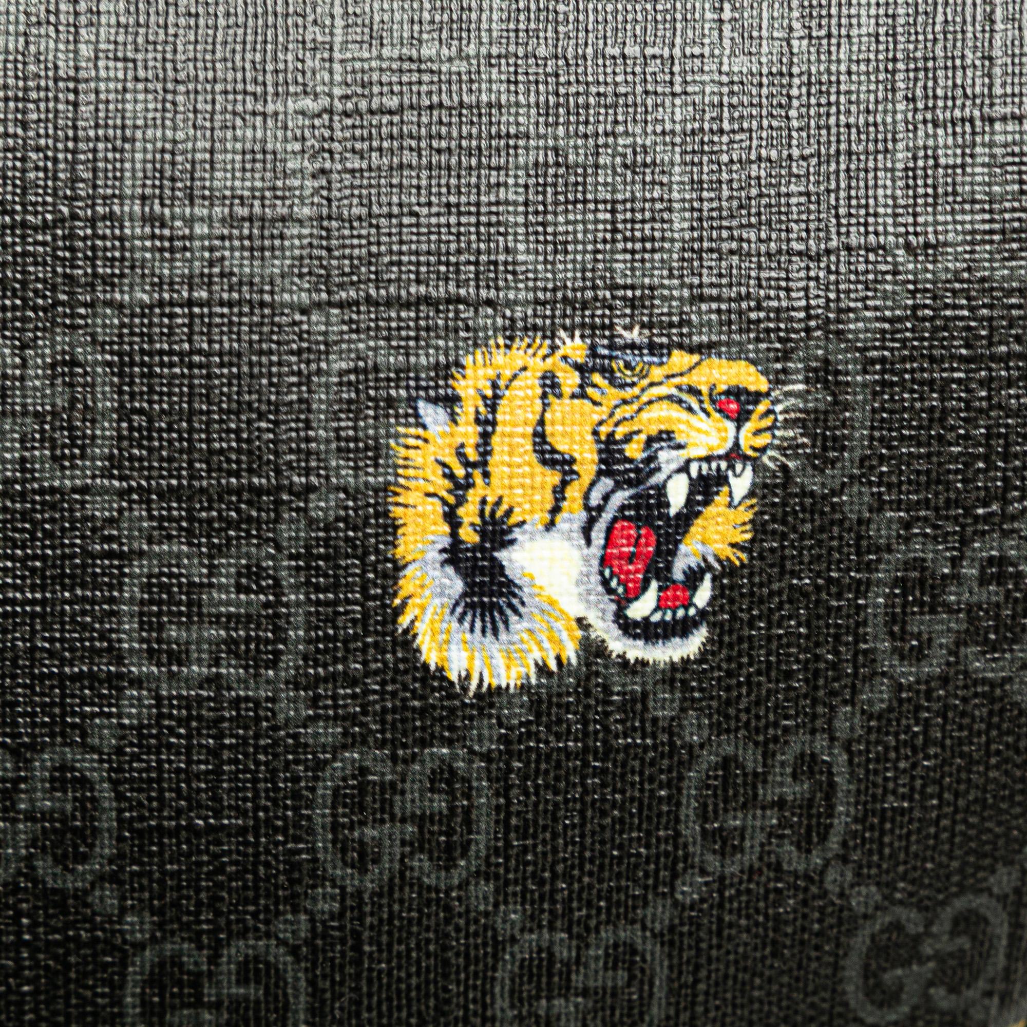 Gucci GG Supreme Tiger Belt Bag