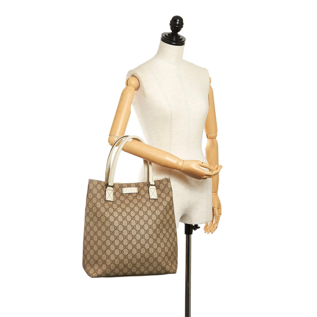 Gucci GG Supreme Tote Bag (SHG-31422)