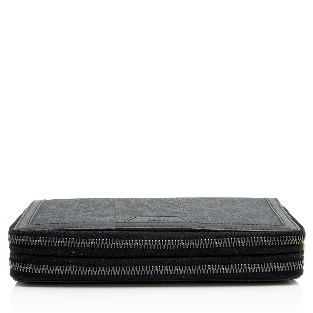 Gucci GG Supreme Travel DocumLBt Case