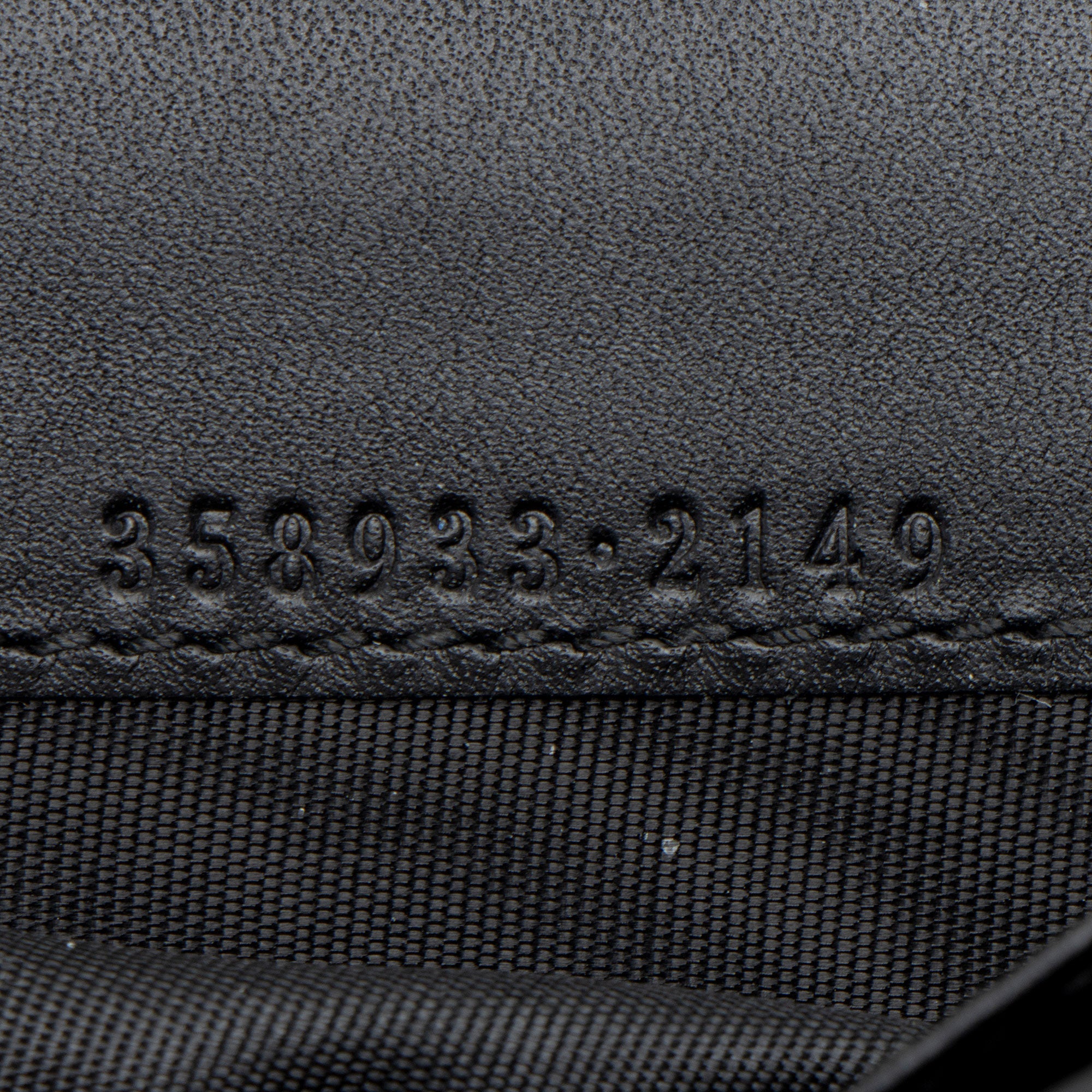 Gucci GG Supreme Travel DocumLBt Case