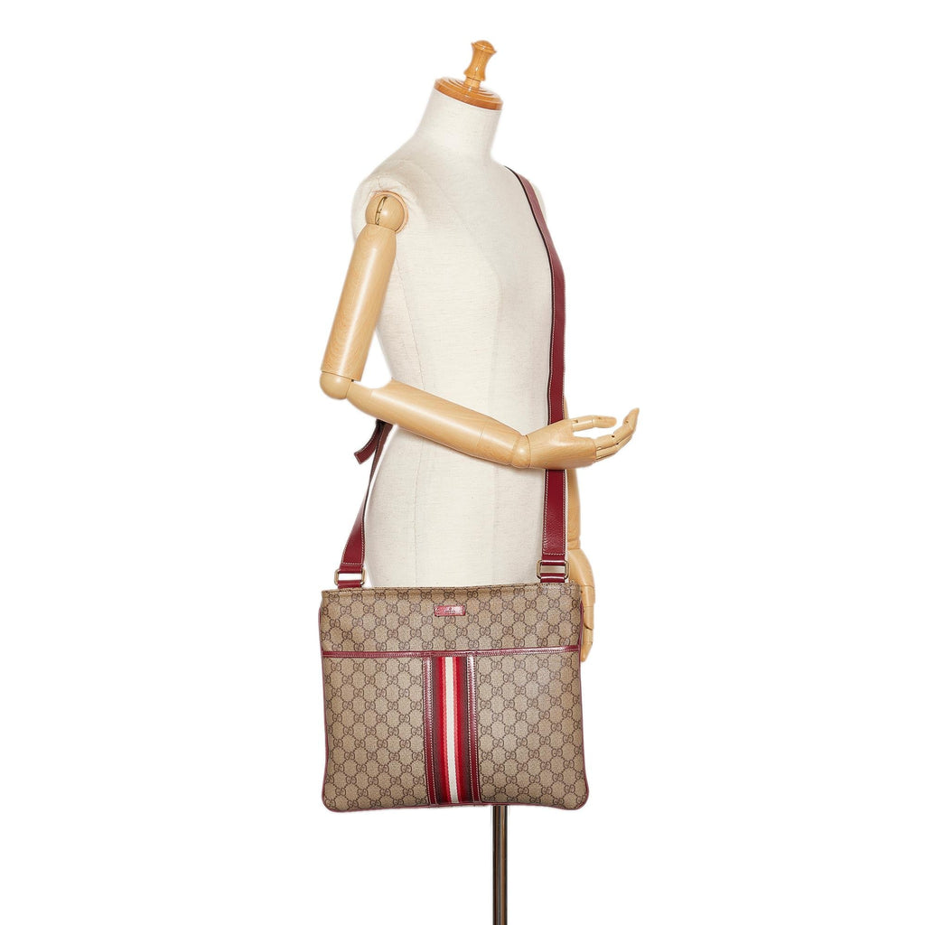 Gucci GG Supreme Web Crossbody (SHG-iPdJuy)