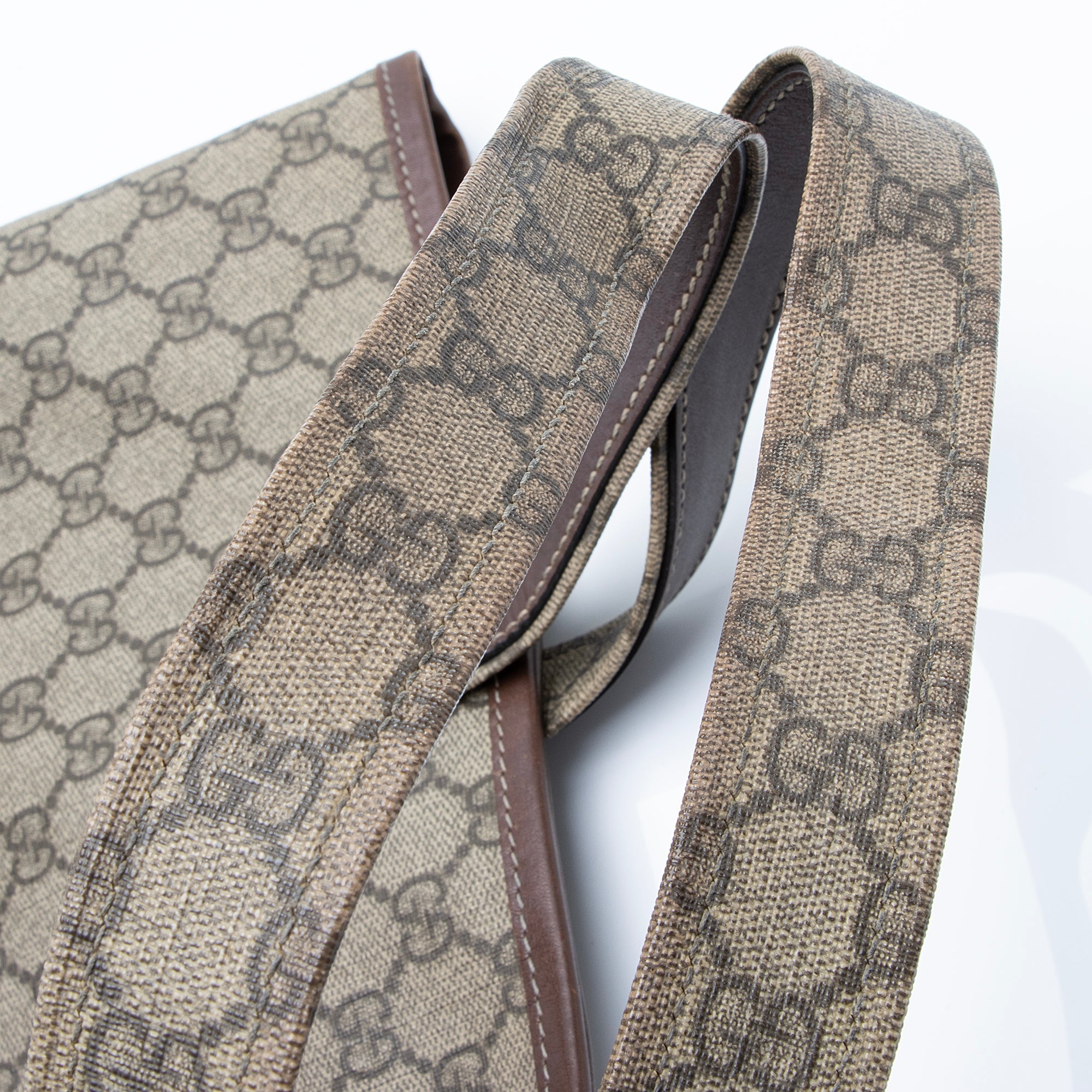 Gucci GG Supreme Web Loop E/W Shopping Tote (SHF-23043)