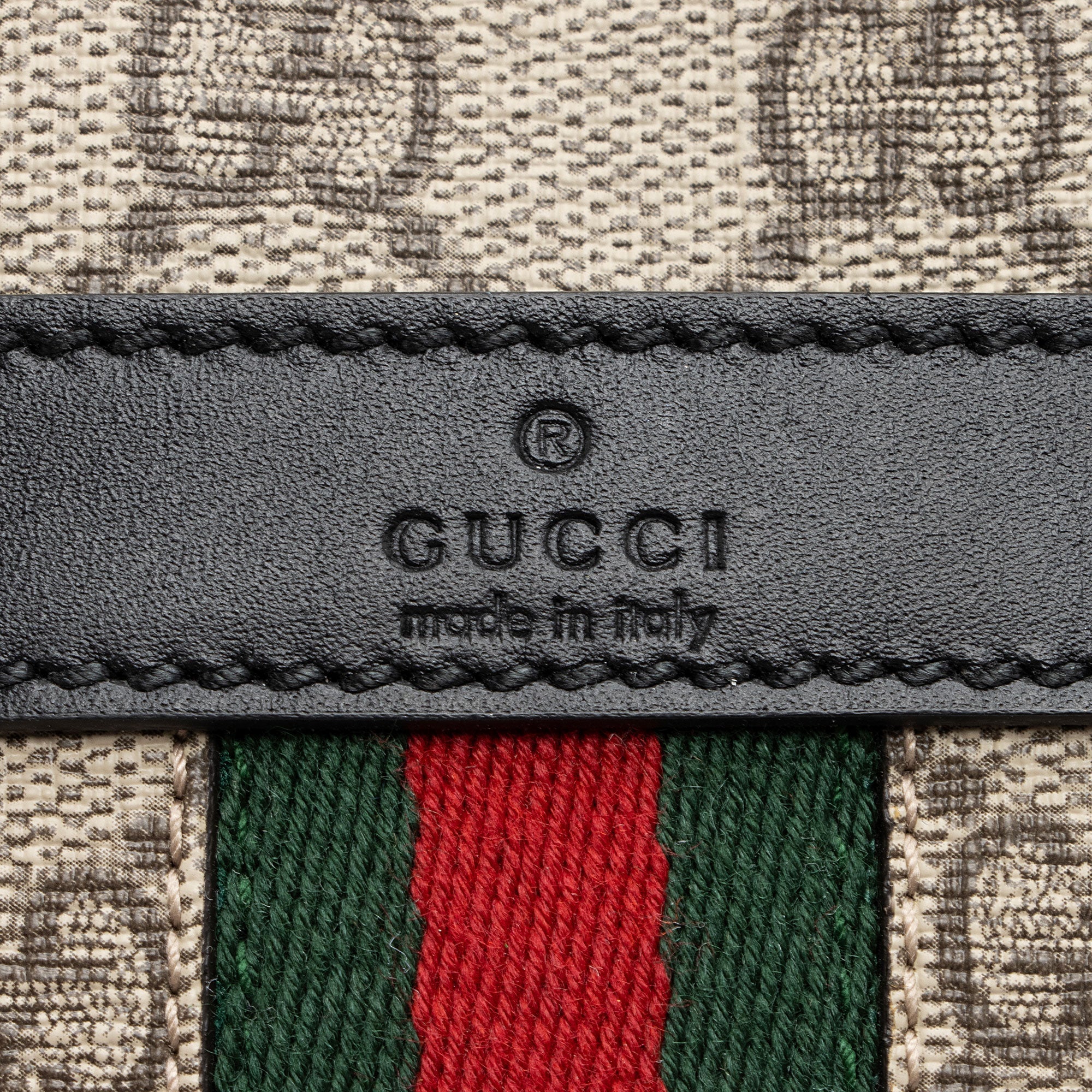 Gucci GG Supreme Web Small Camera Bag (SHF-CyfA5i)