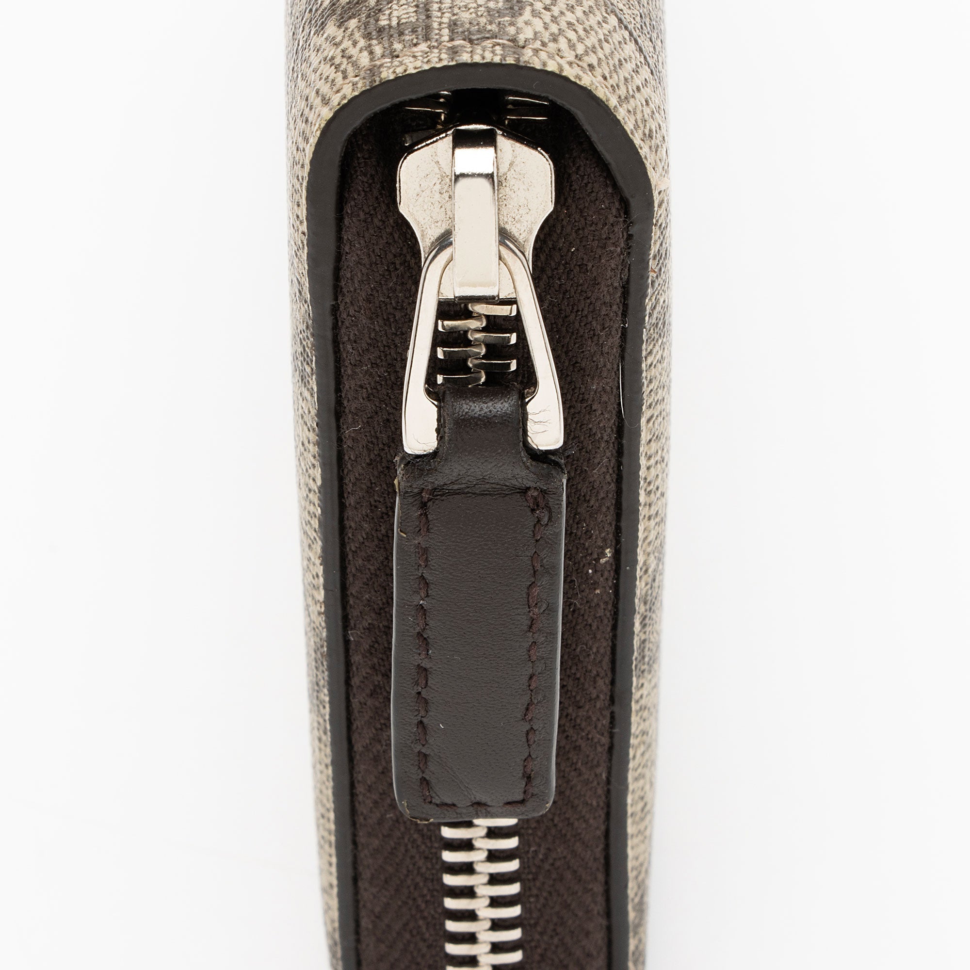 Gucci GG Supreme Web Zip Around Wallet