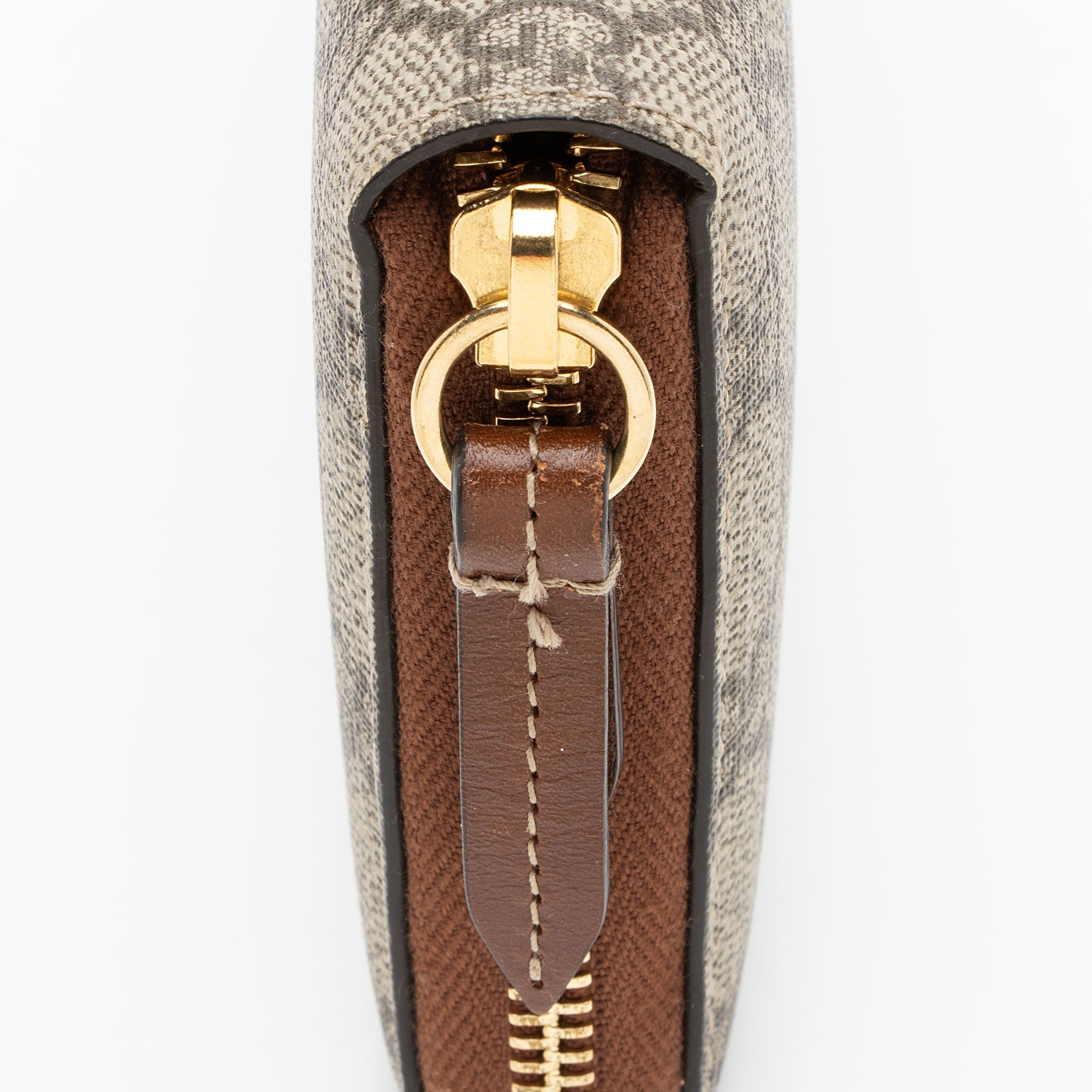 Gucci GG Supreme Zip Around Wallet