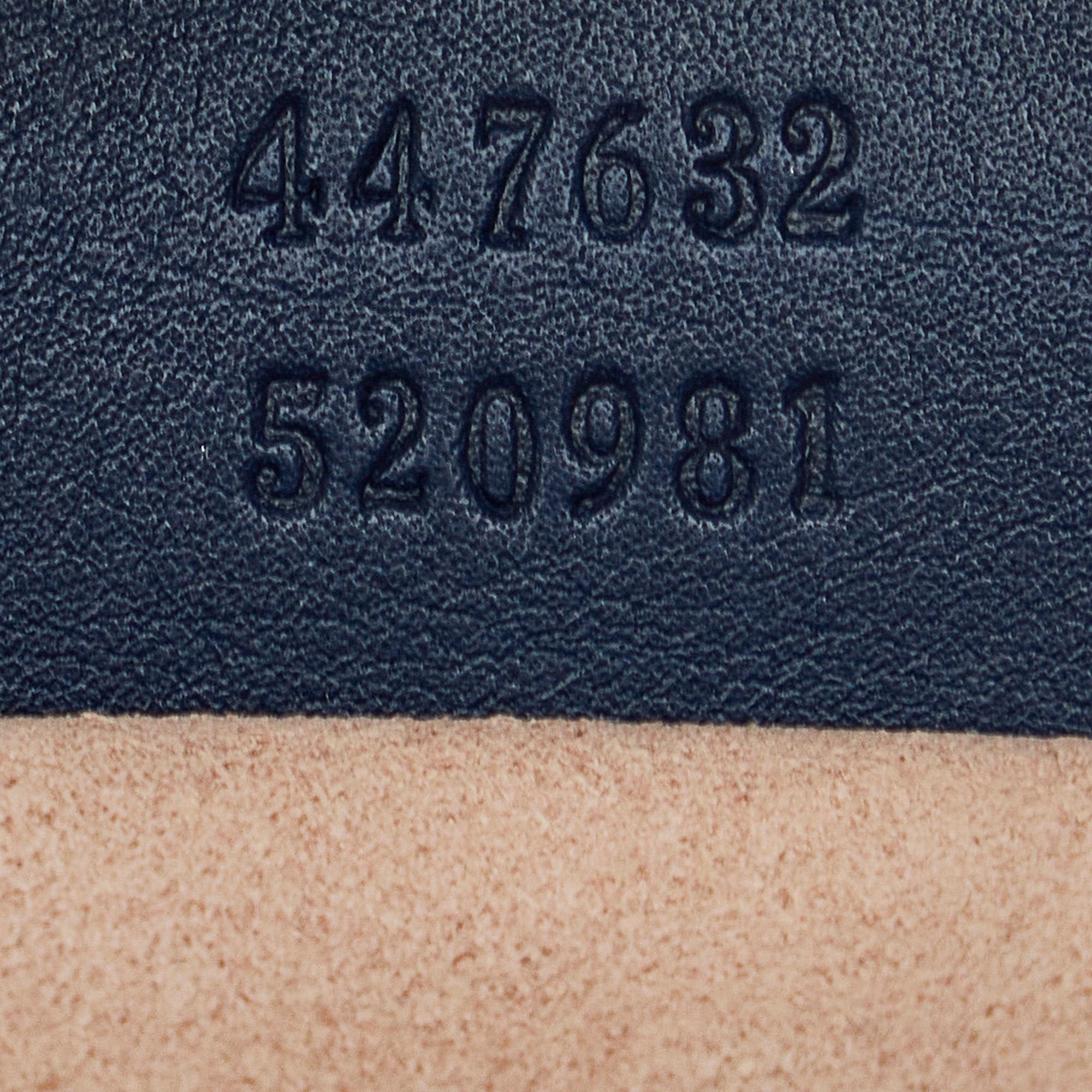 Gucci Gg Marmont Gucci Ghost Matelasse Crossbody (SHG-HLQeUH)