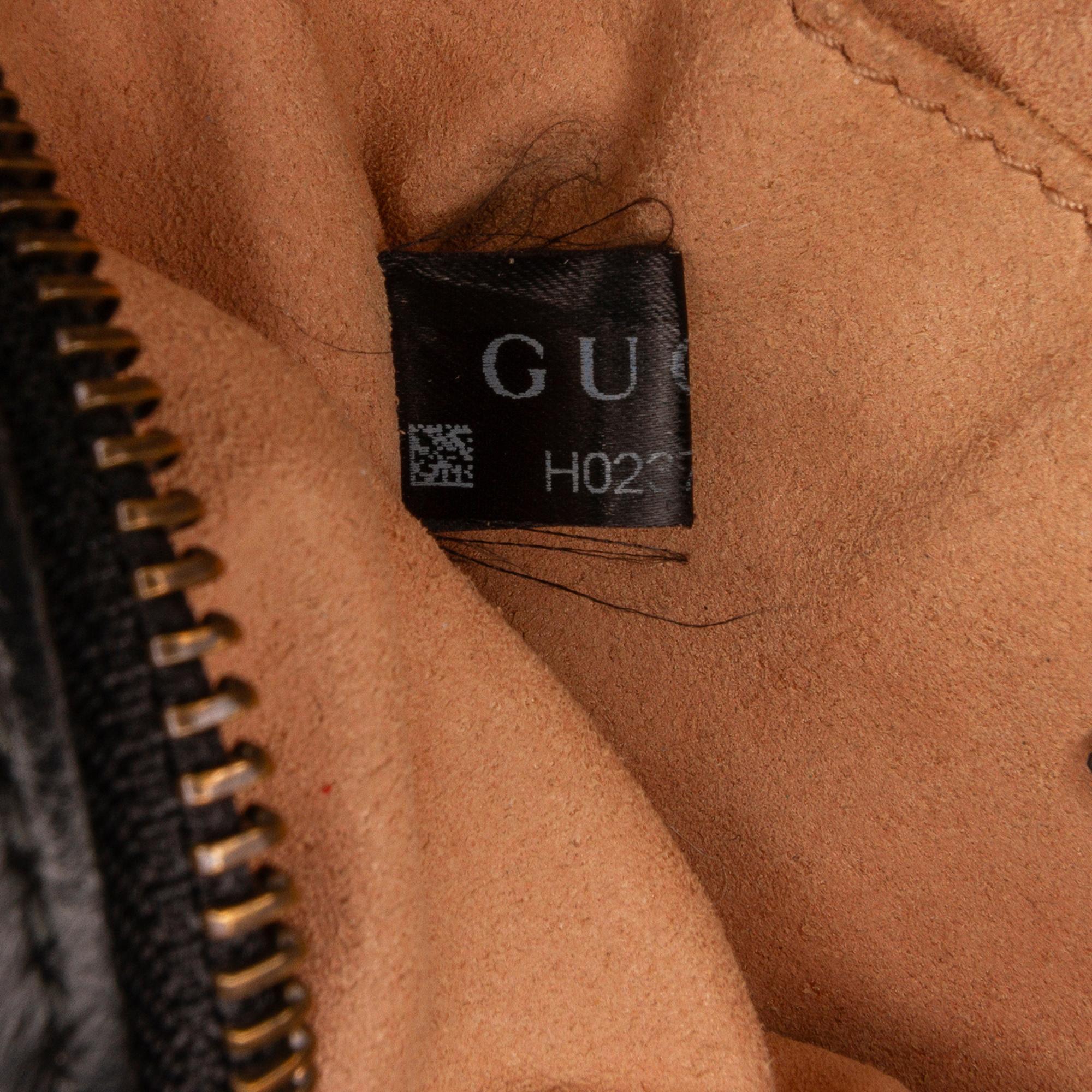 Gucci Gg Marmont Matelasse Crossbody (SHG-ix0CHC)