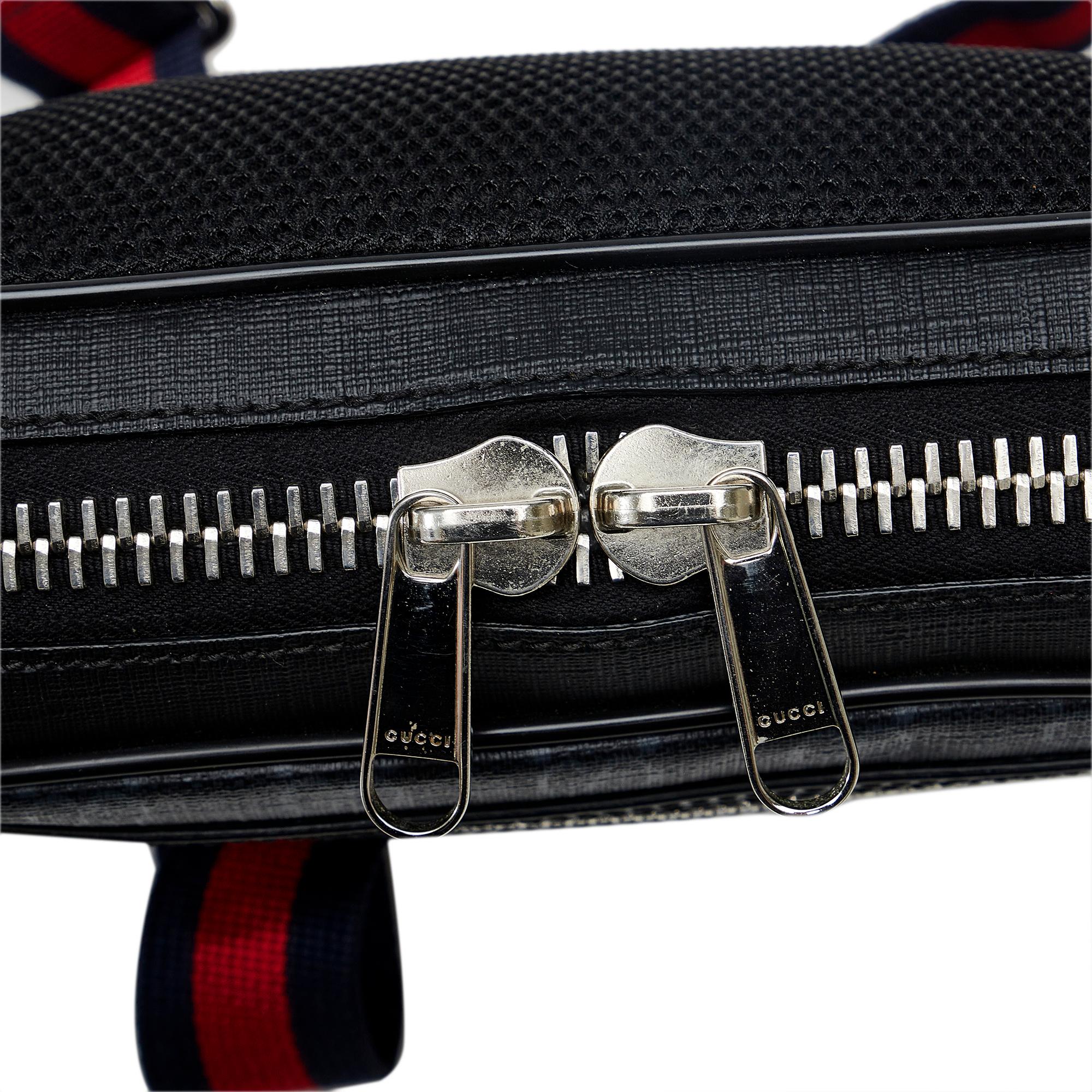 Gucci Gg Supreme Web Belt Bag (SHG-7zDHEg)