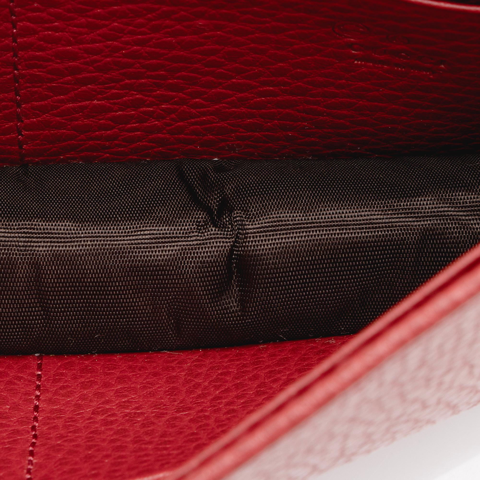 Gucci Grained Calfskin Interlocking G Chain Wallet (SHF-a75ZPj)