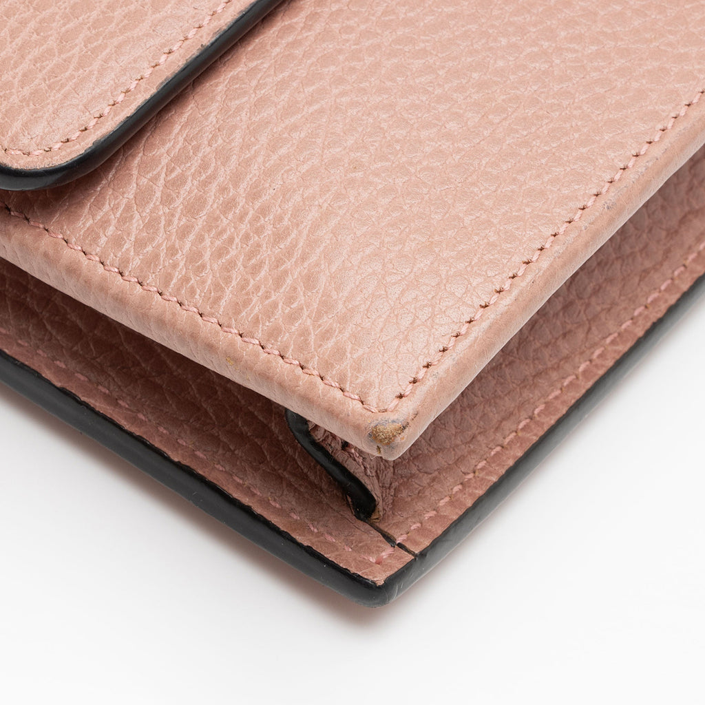 Gucci Leather Interlocking G Chain Wallet (SHF-ynDxvx)
