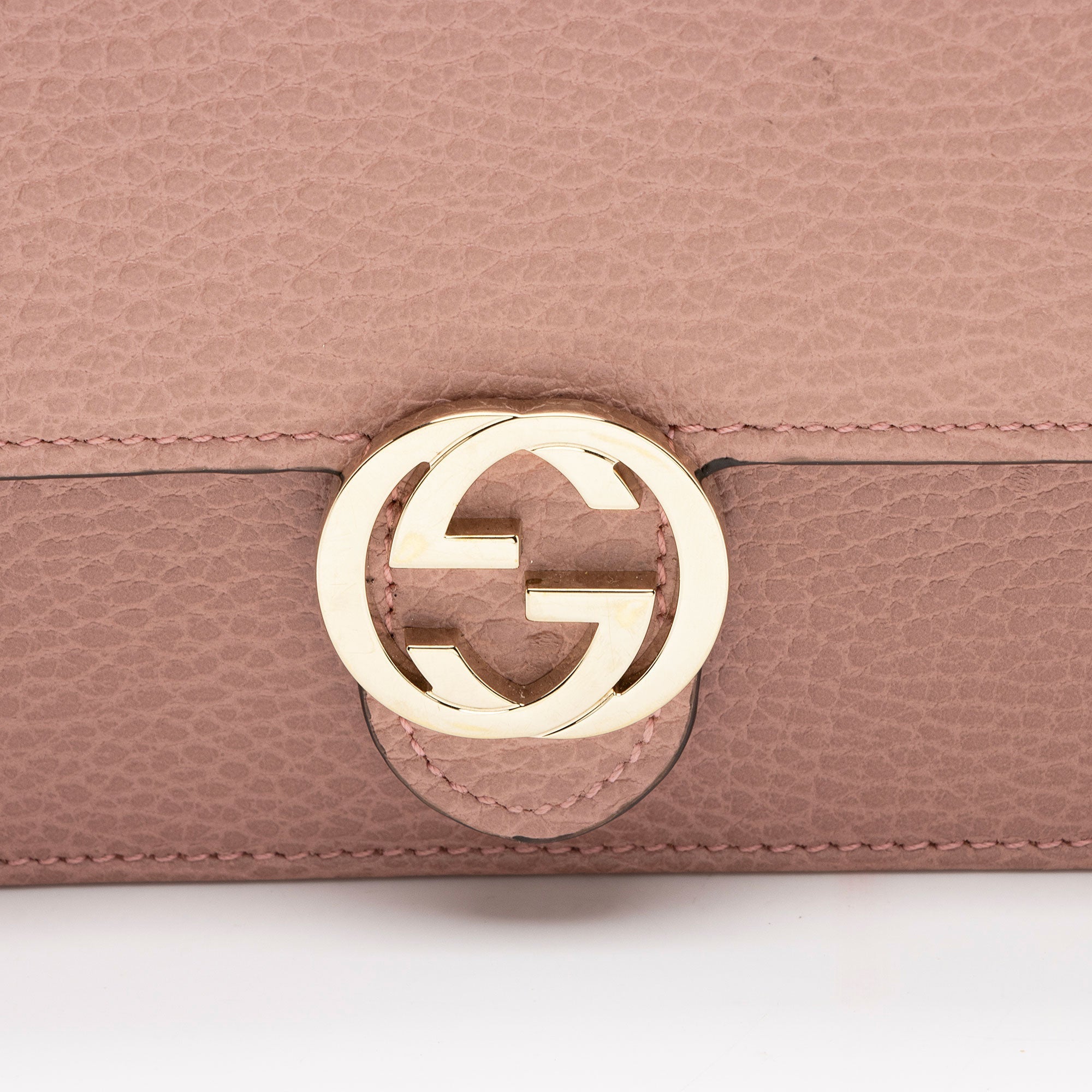 Gucci Grained Calfskin Interlocking G Chain Wallet