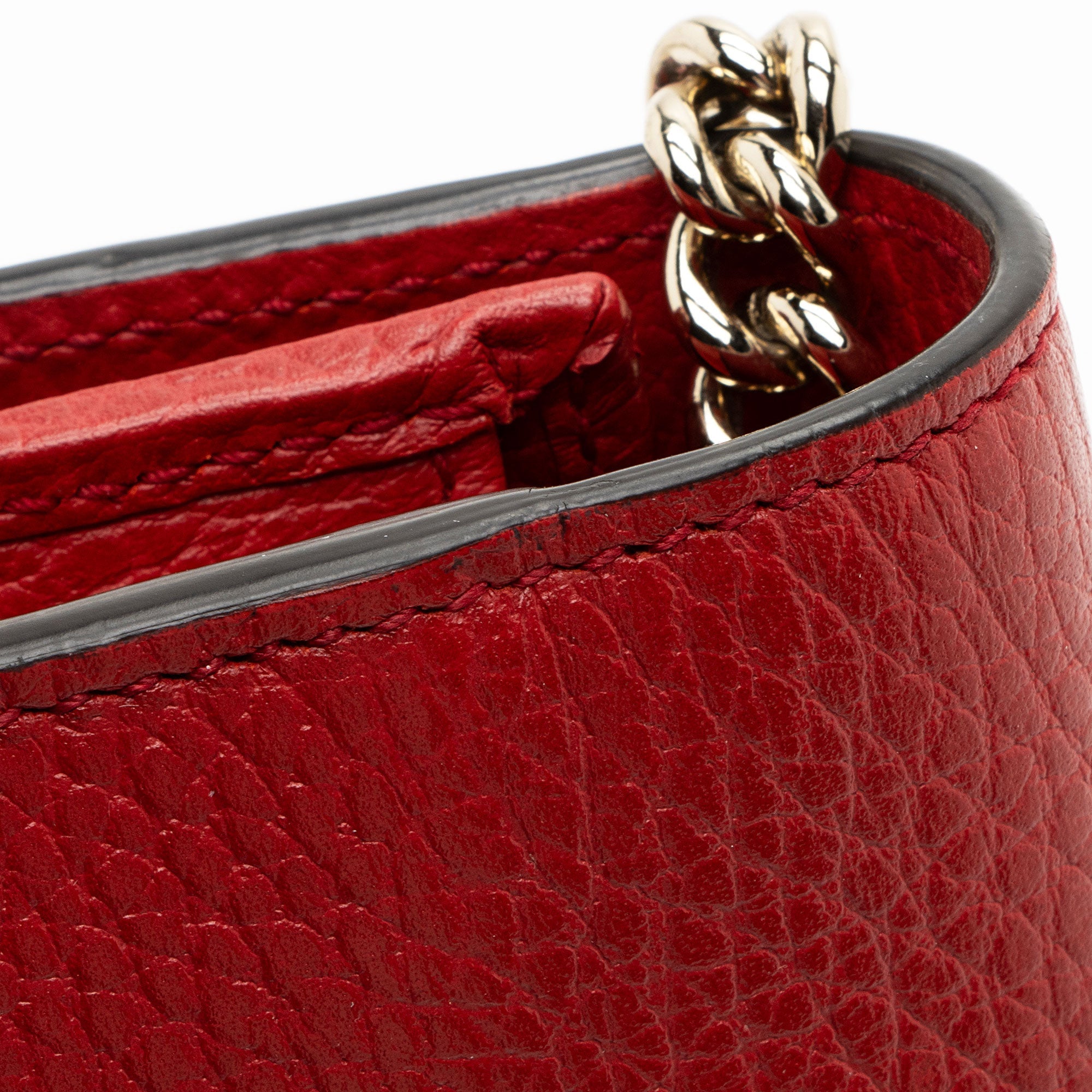 Gucci Grained Calfskin Interlocking G Chain Wallet