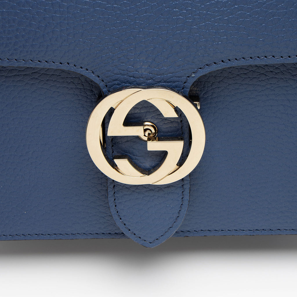 Gucci Grained Calfskin Interlocking G Medium Shoulder Bag (SHF-EgvU23)