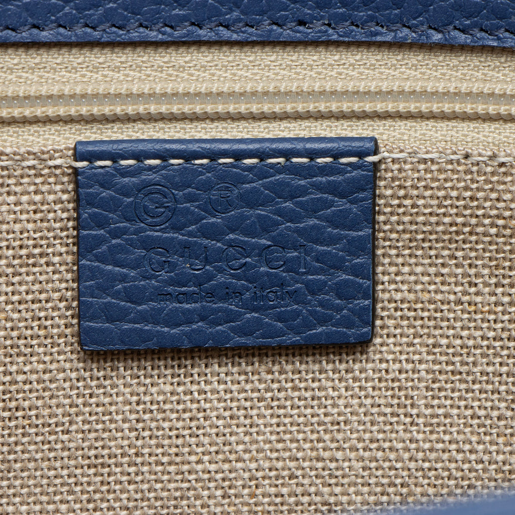 Gucci Grained Calfskin Interlocking G Medium Shoulder Bag (SHF-EgvU23)