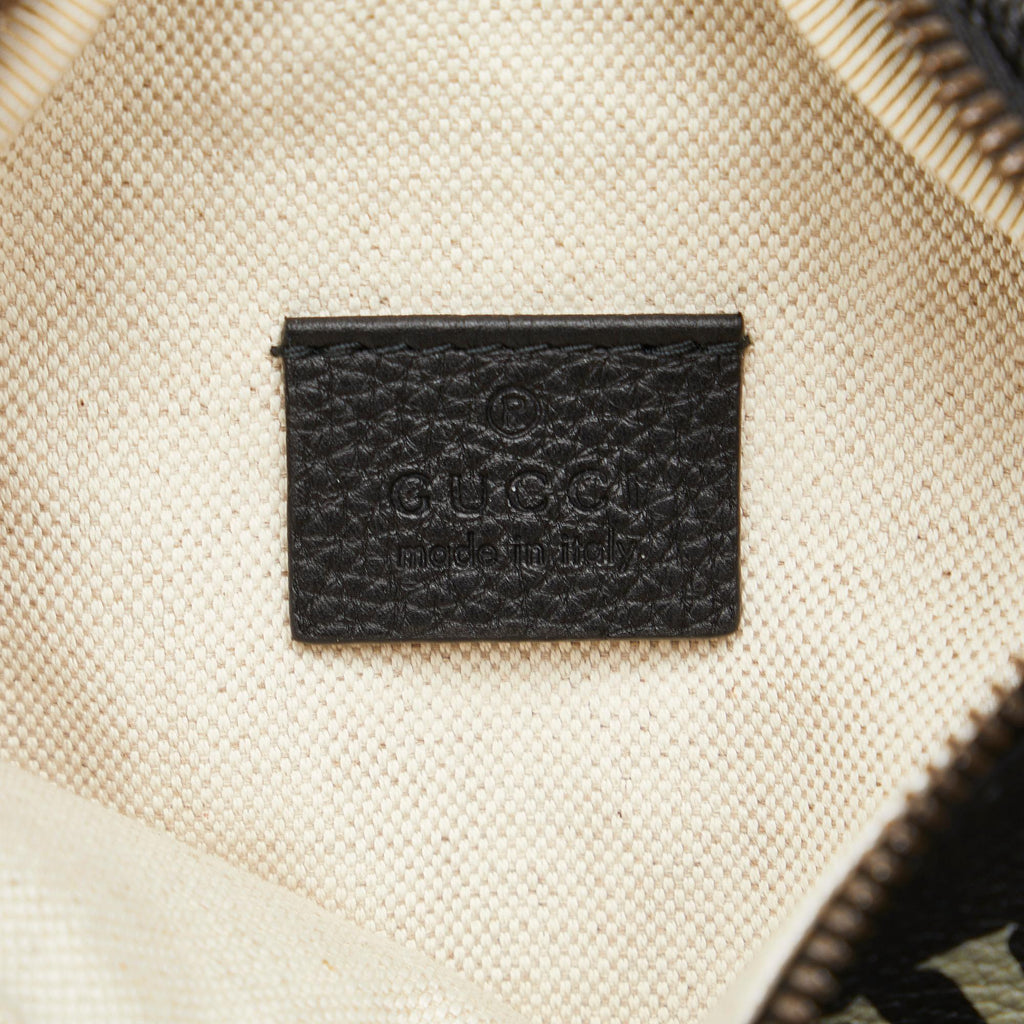 Gucci Gucci Logo Belt Bag (SHG-3AcyAF)