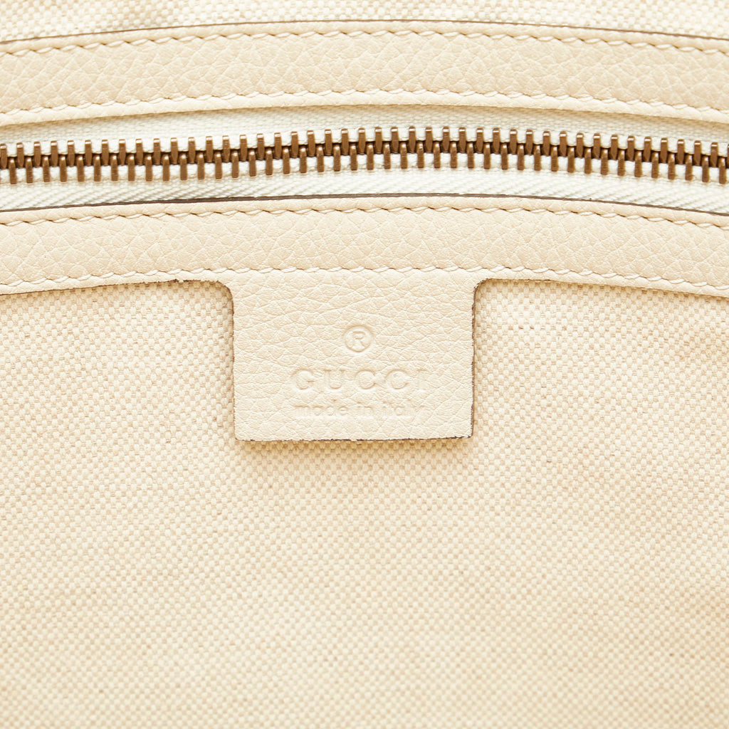 Gucci Gucci Logo Half Moon (SHG-FVuWqd)