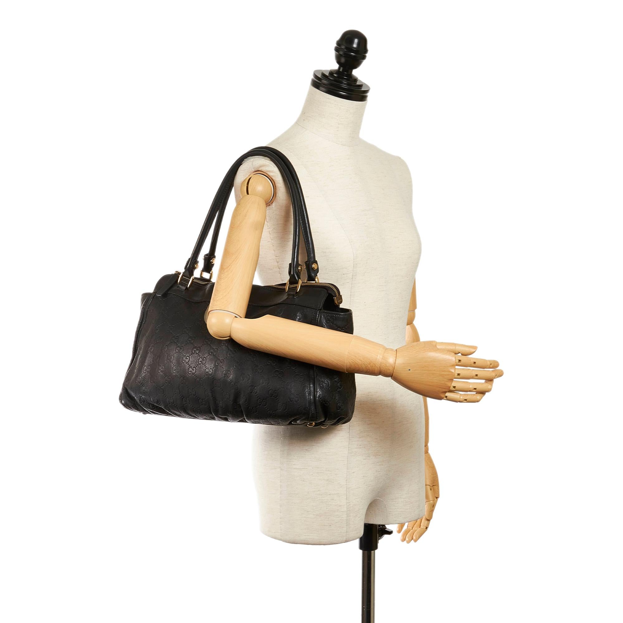 Gucci Guccissima Abbey D-Ring Shoulder Bag (SHG-30662)