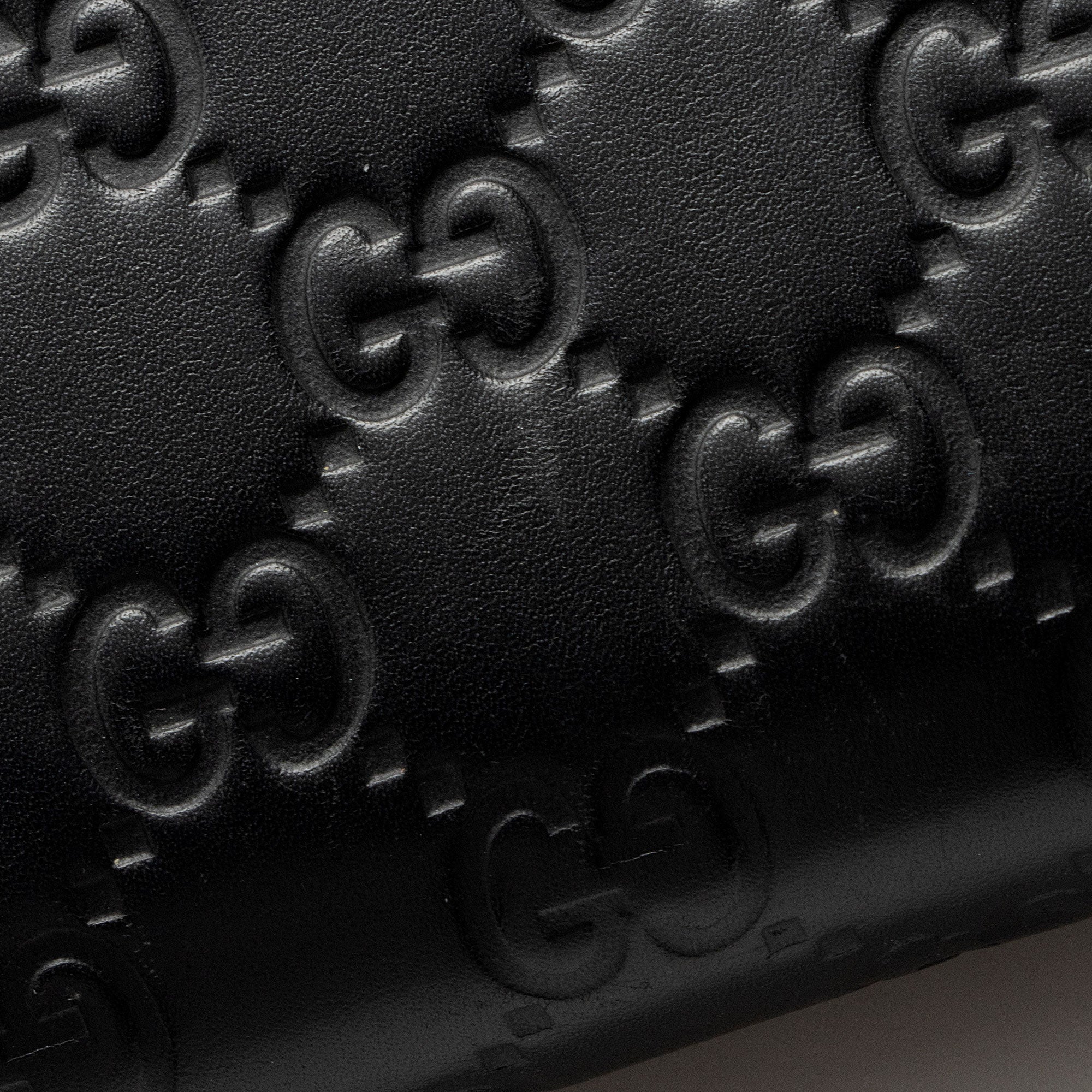 Gucci Guccissima Leather Bow Zip Around Wallet