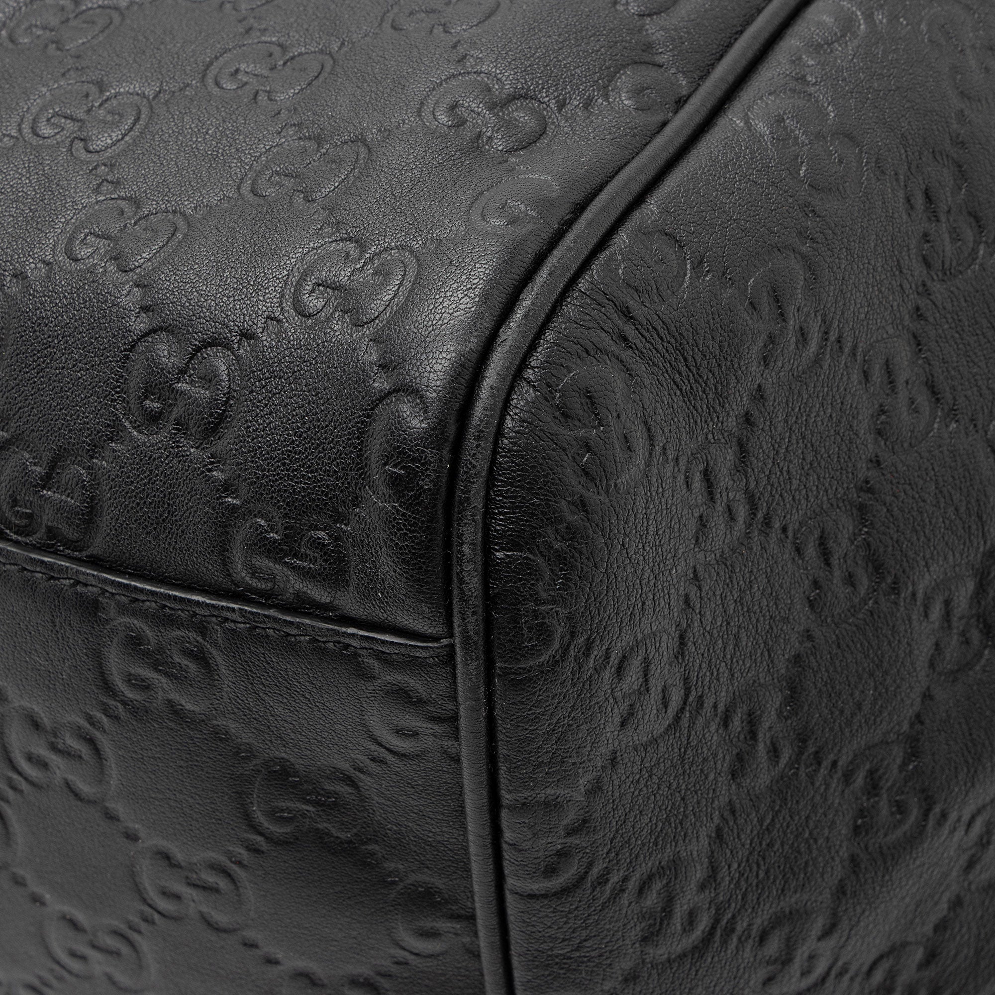 Gucci Guccissima Leather Emily Shoulder Bag