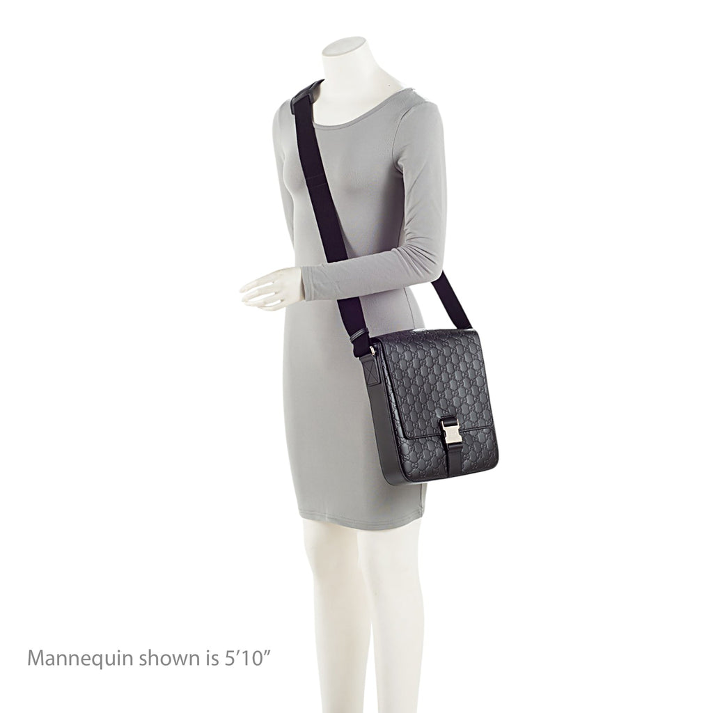 Gucci Guccissima Leather Buckle Messenger (SHF-hZFpSA)