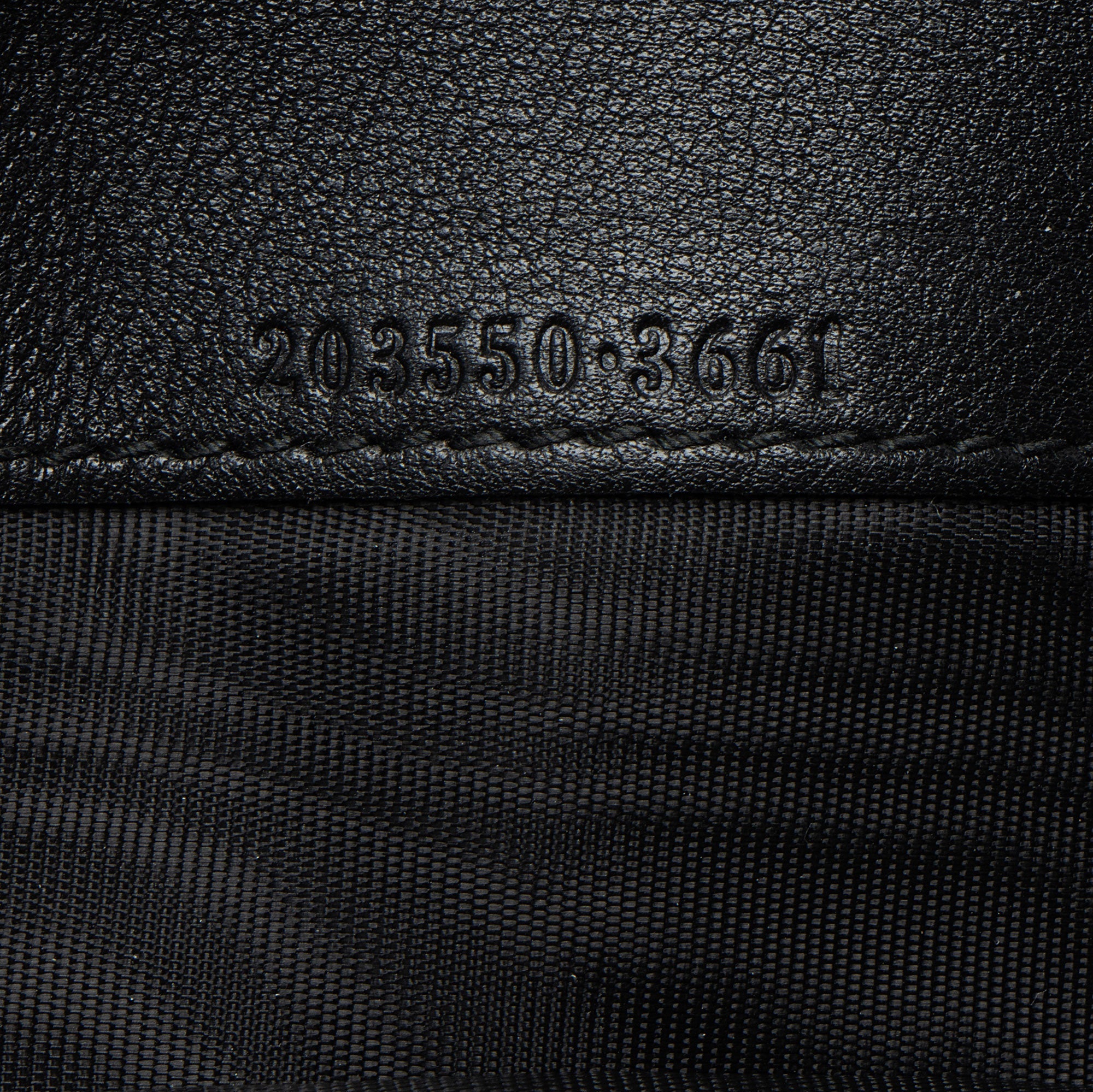 Gucci Guccissima Leather Heart Script ContinLBtal Wallet
