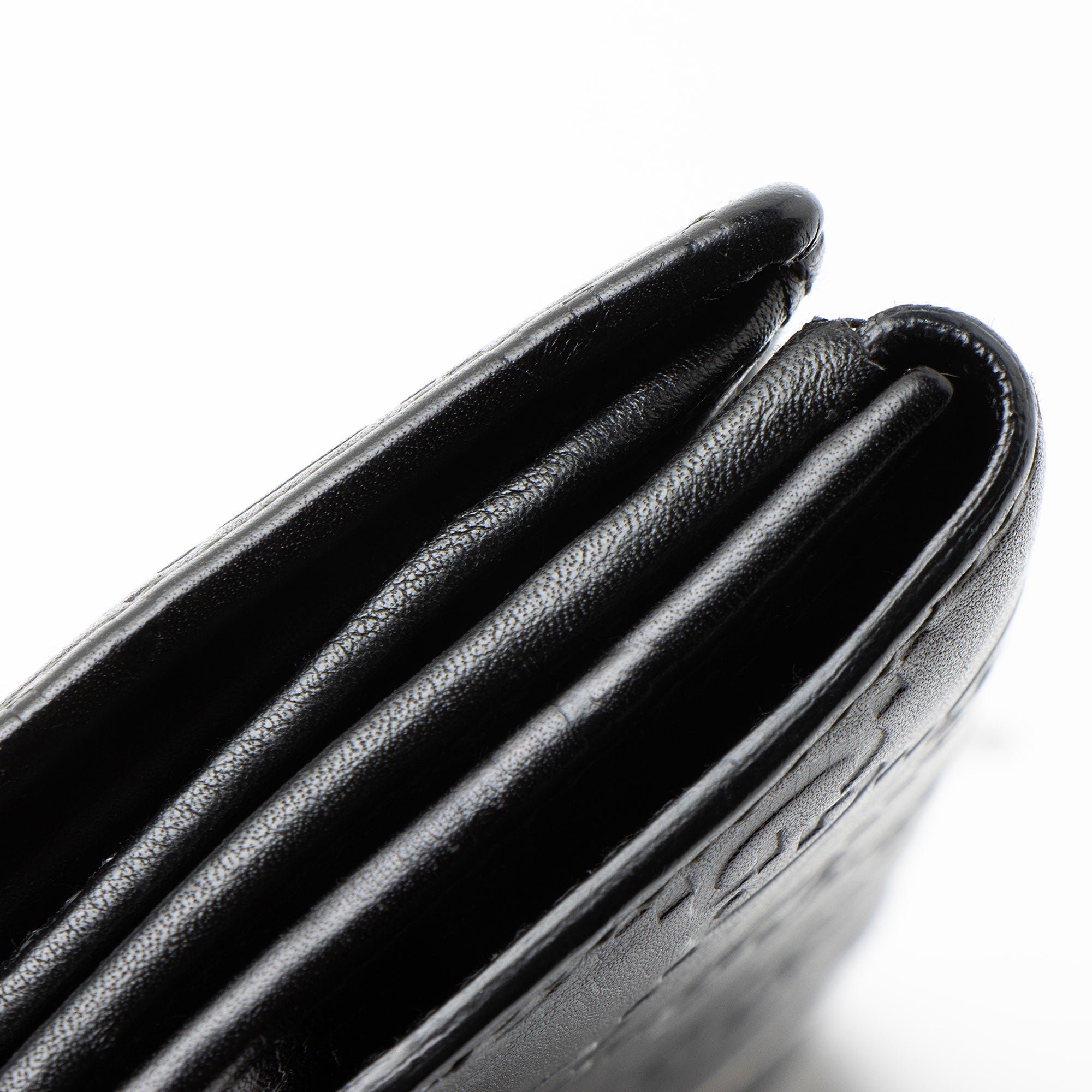 Gucci Guccissima Leather Heart Script ContinLBtal Wallet