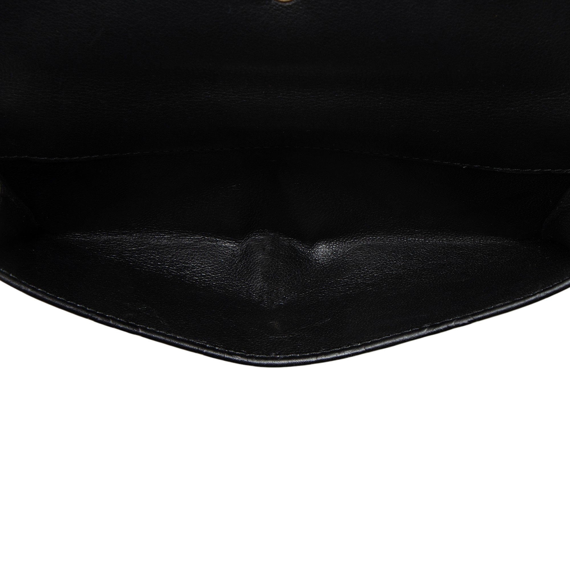 Gucci Guccissima Leather Heart Script ContinLBtal Wallet