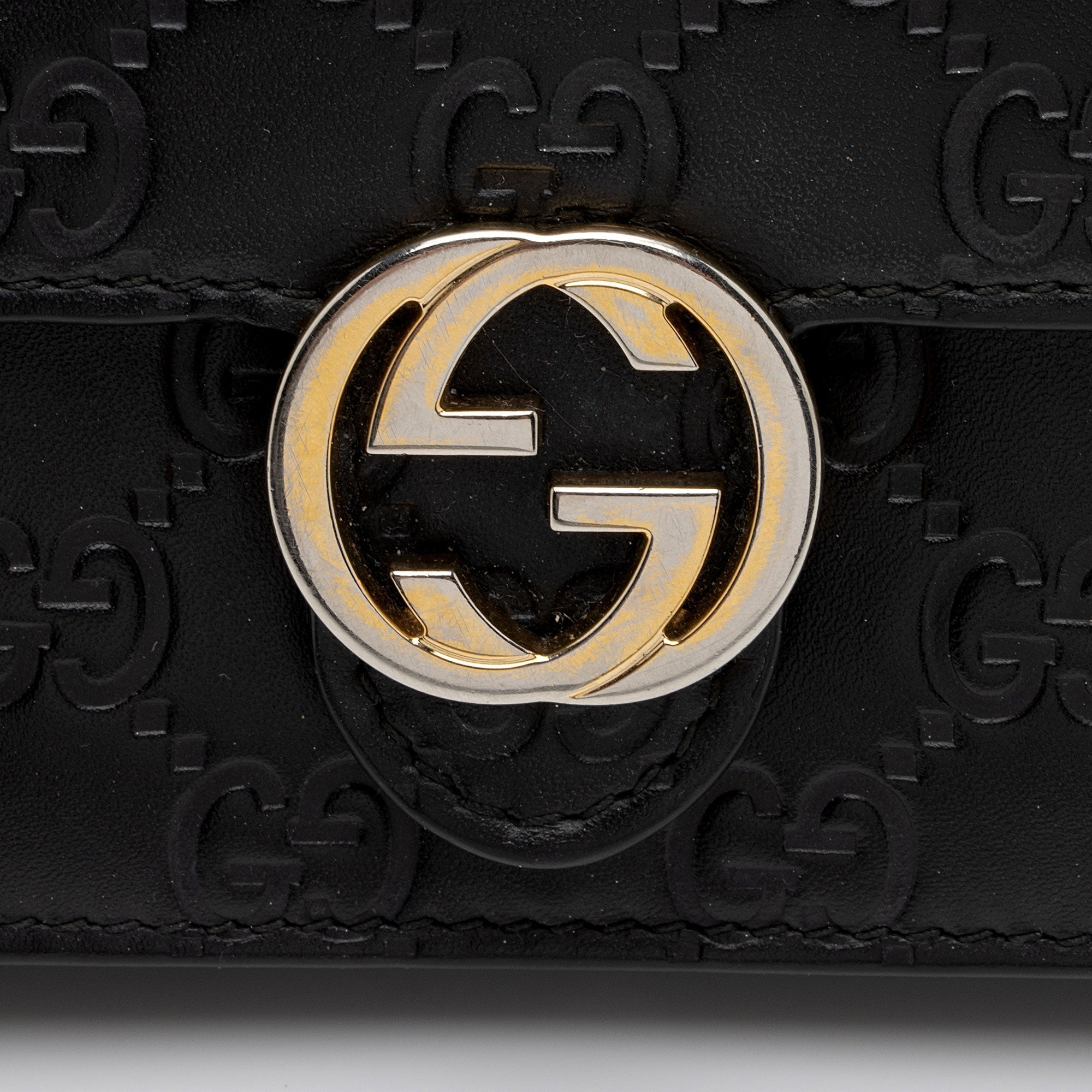 Gucci Guccissima Leather Interlocking G Chain Wallet (SHF-QK9Cxy)