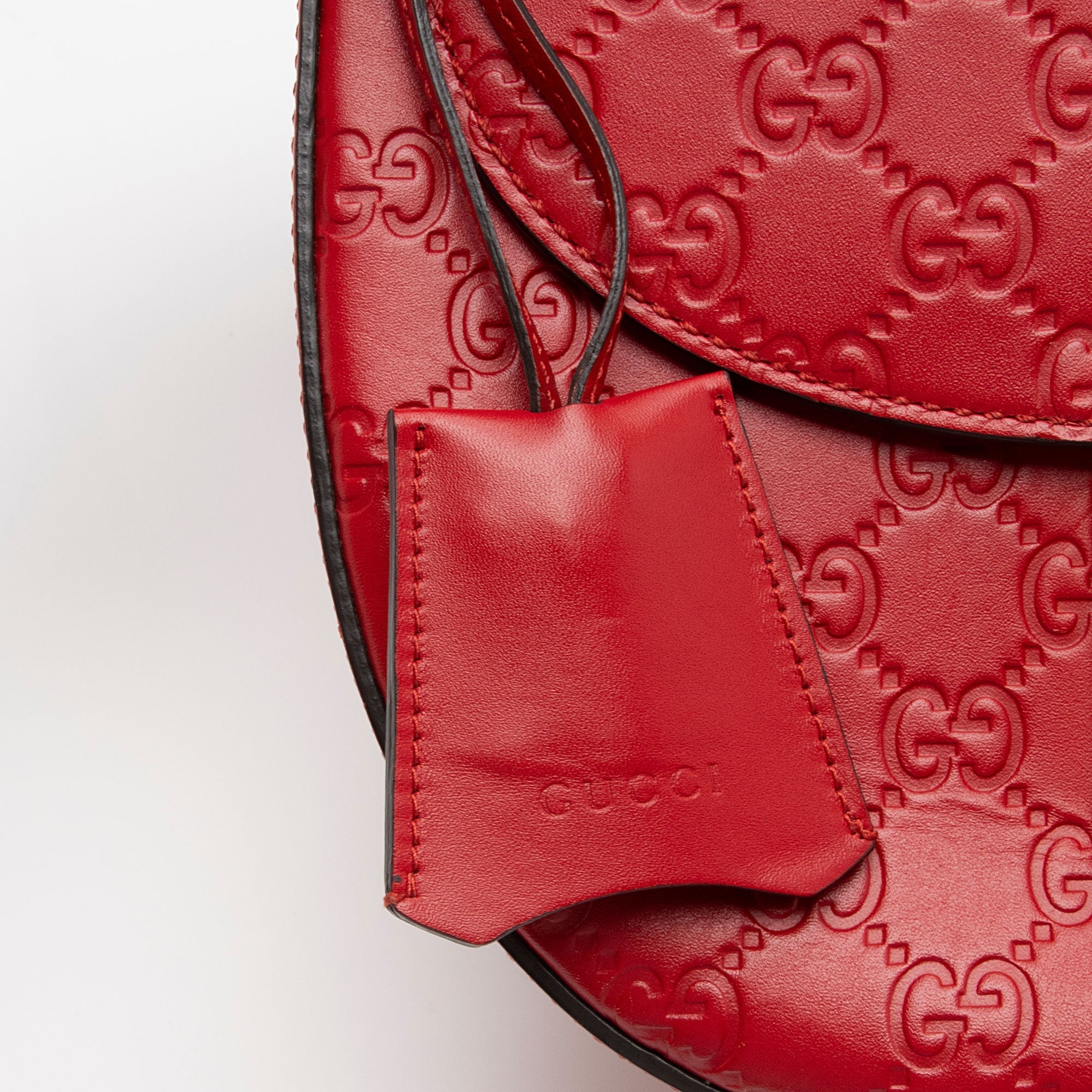 Gucci Guccissima Leather Padlock Saddle Medium Shoulder Bag (SHF-hLwZmE)