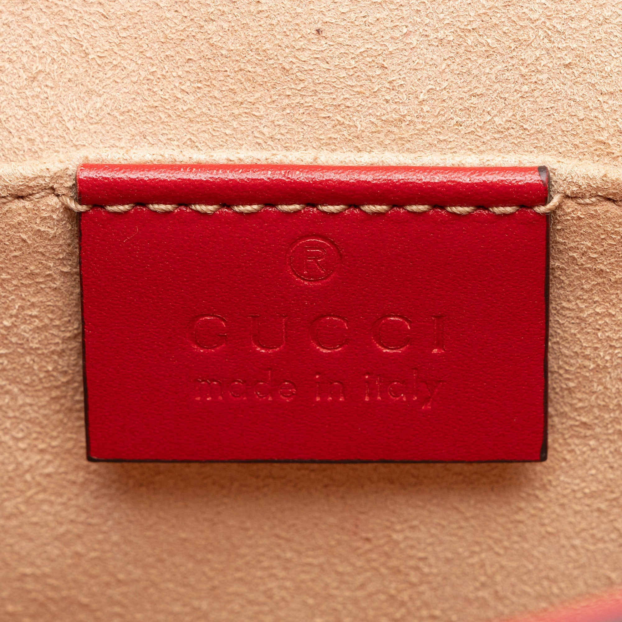 Gucci Guccissima Leather Padlock Saddle Medium Shoulder Bag (SHF-hLwZmE)