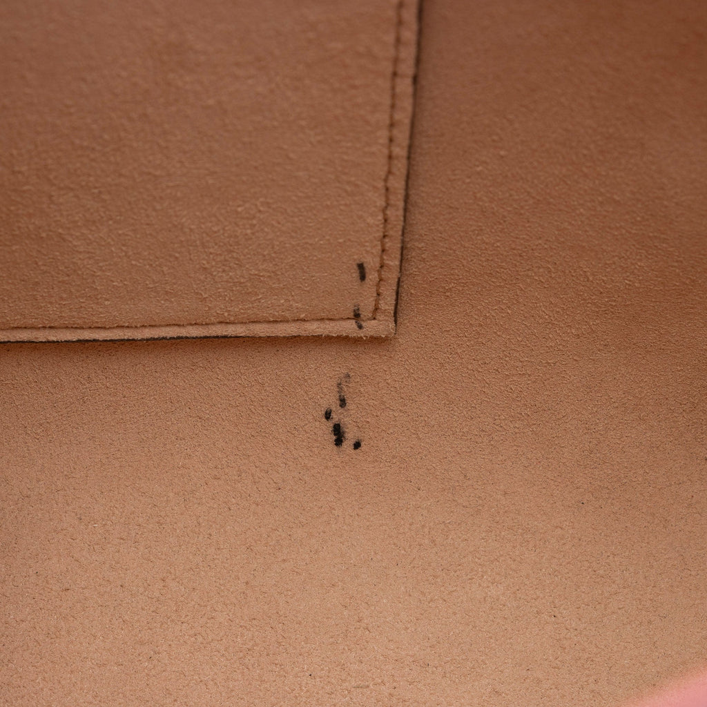 Gucci Guccissima Leather Signature Medium Tote (SHF-CtnUIT)