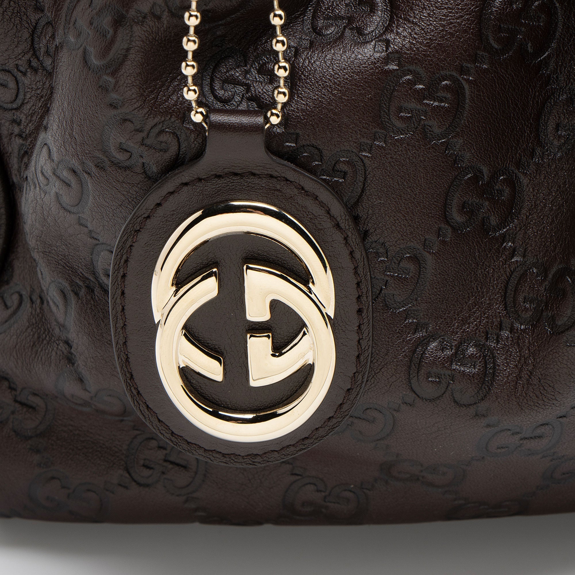 Gucci Guccissima Leather Sukey Medium Tote (SHF-IQNDES)