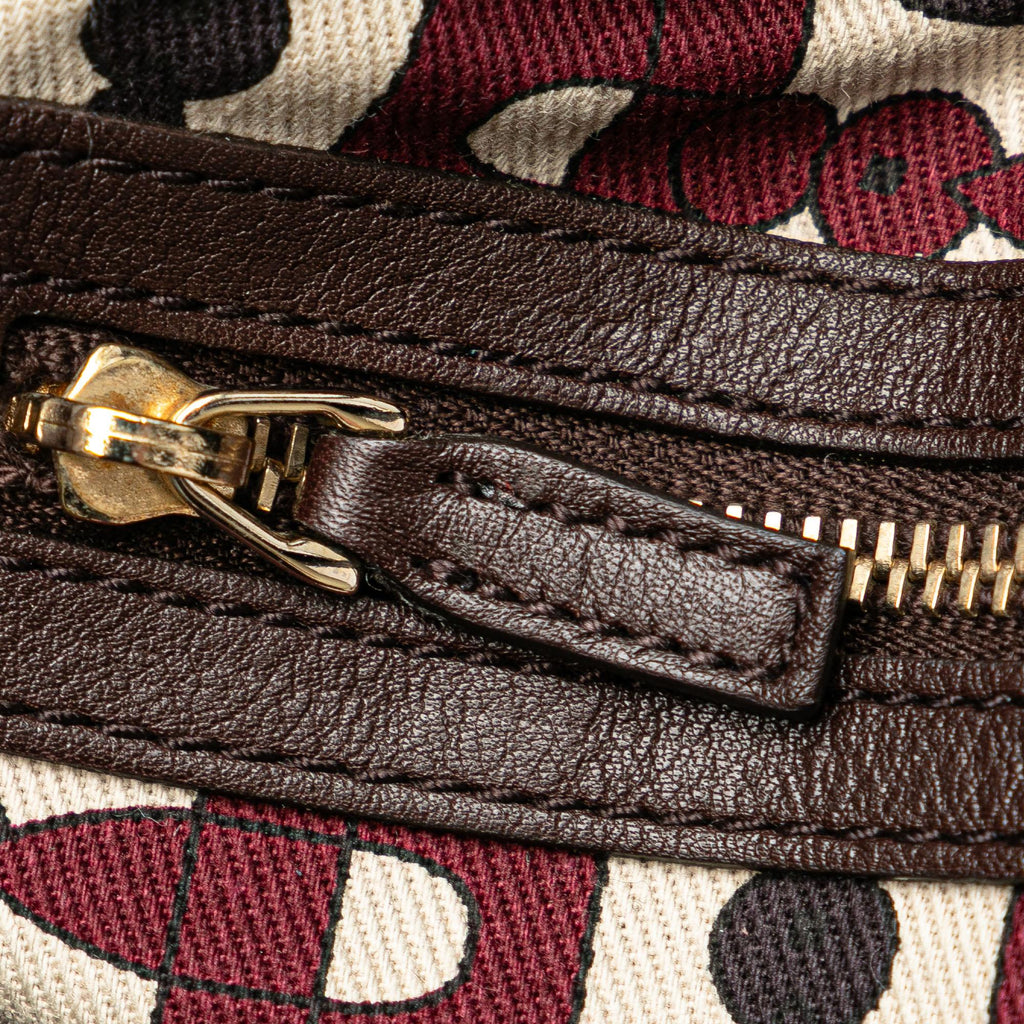Gucci Guccissima Pelham Shoulder Bag (SHG-4eiRdK)