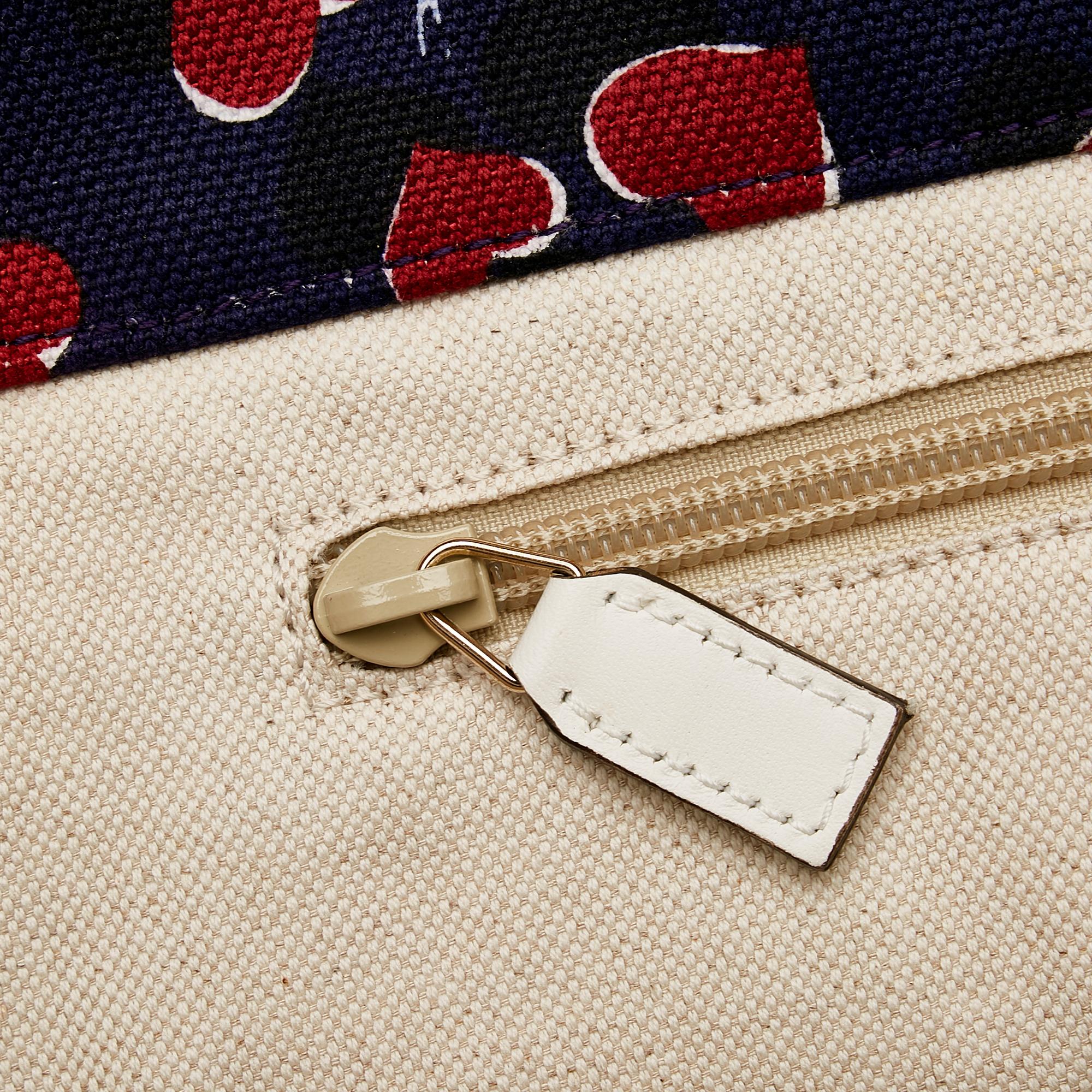 Gucci Heartbeat Canvas Tote Bag (SHG-28379)