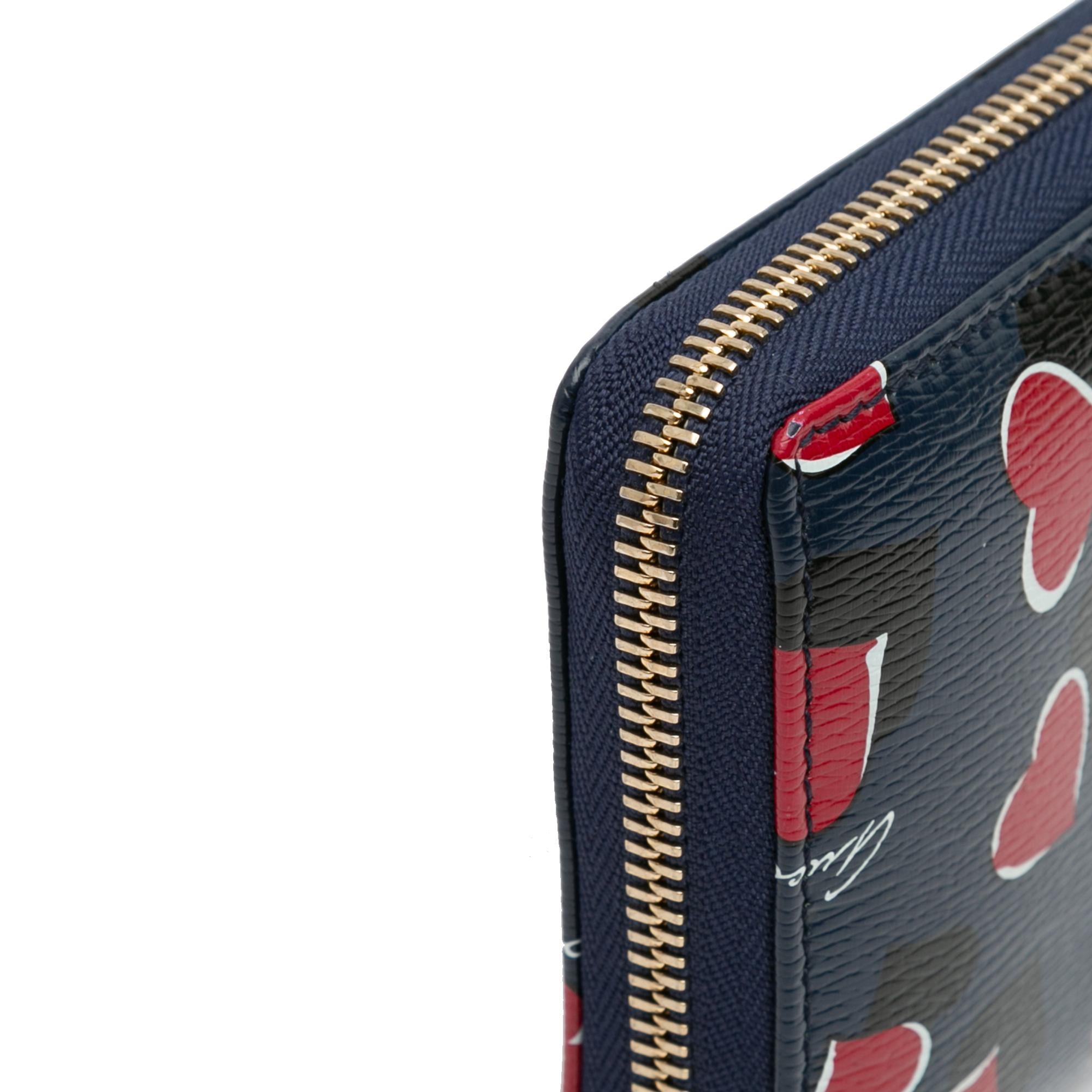Gucci Heartbeat Leather Zip Around Long Wallet (SHG-zxOFLt)