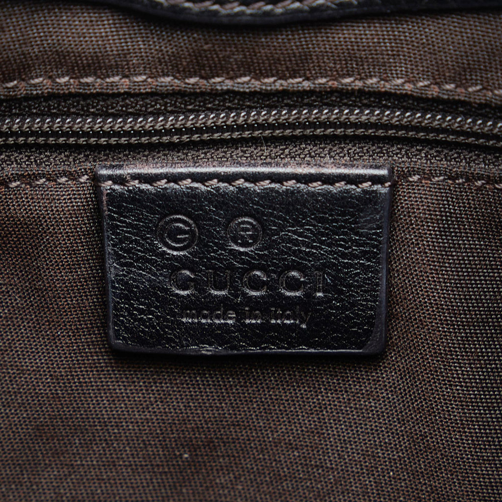Gucci Horsebit Embossed Leather Shoulder Bag (SHG-96c9Qj)