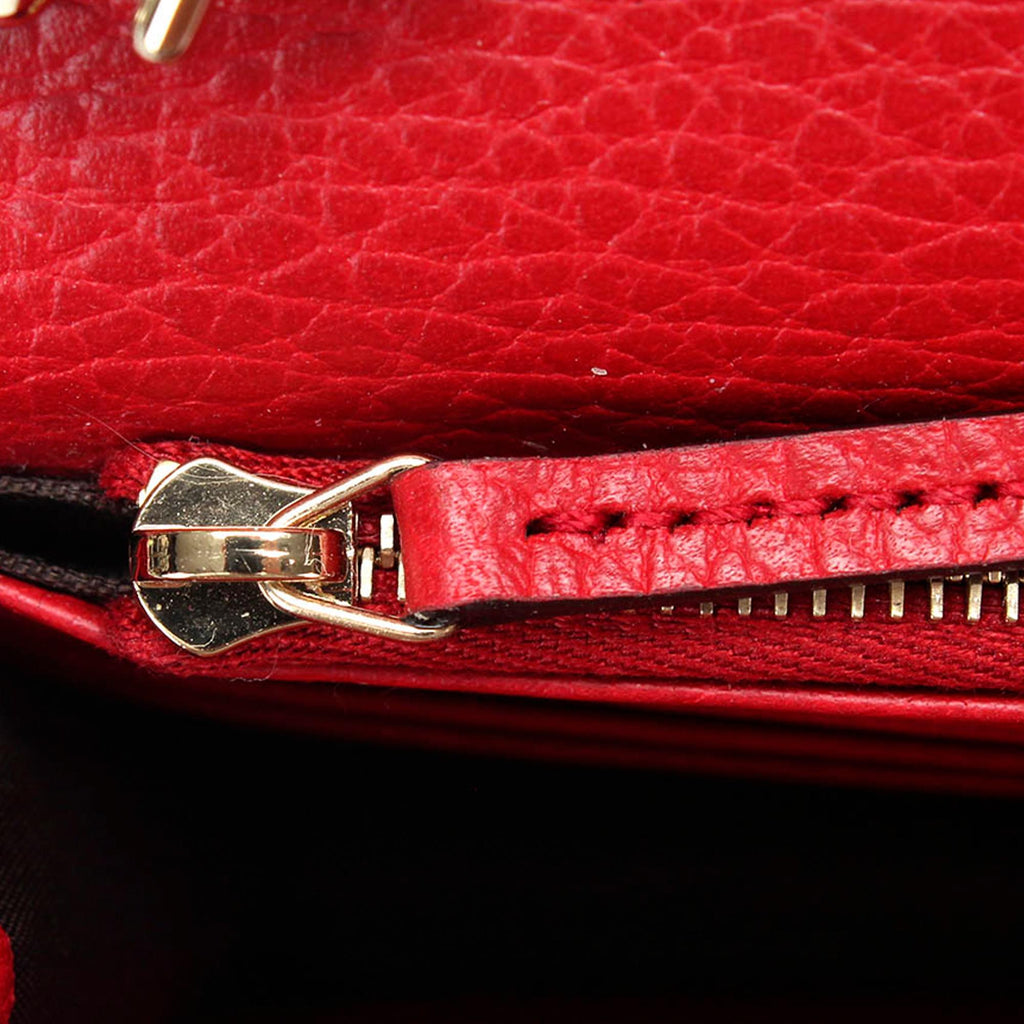 Gucci Interlocking G Chain Leather Wallet on Chain (SHG-Y5MFig)